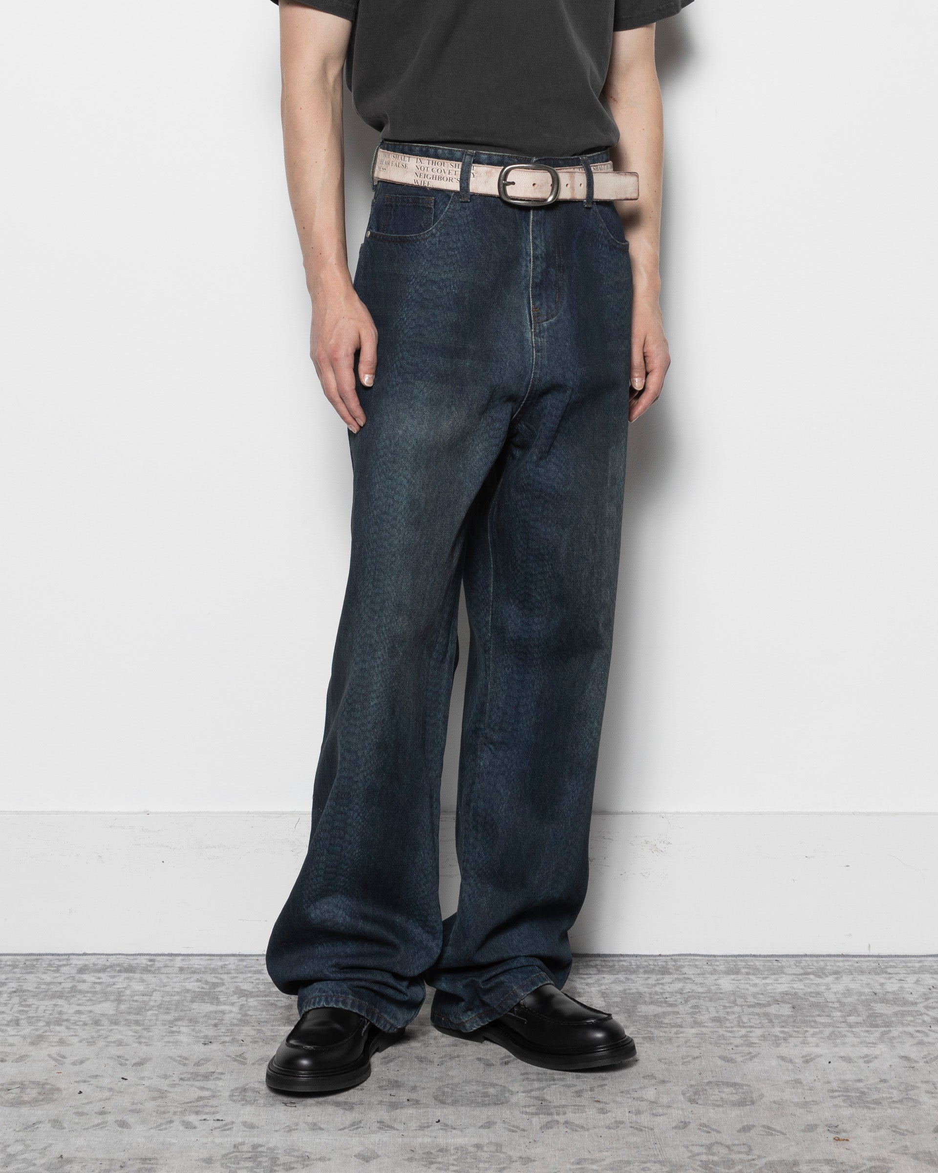 Lax Baggy Denim in Snakeskin Dark Blue