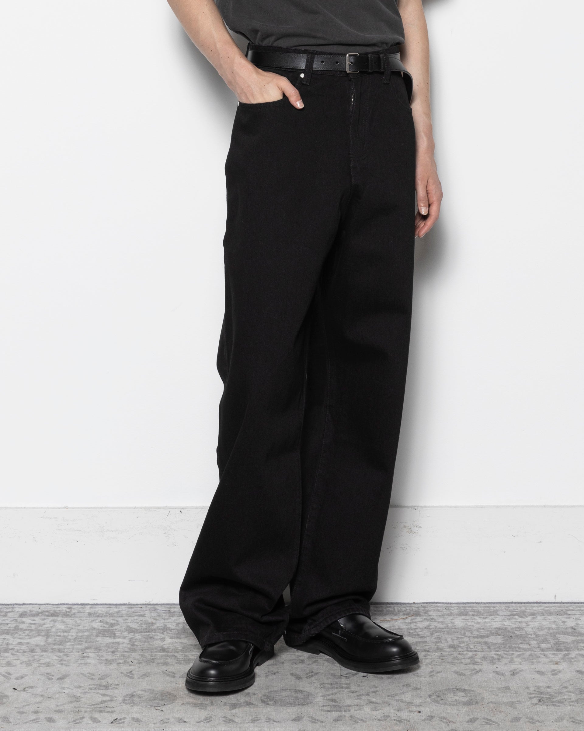 Lax Baggy Denim in Jet Black