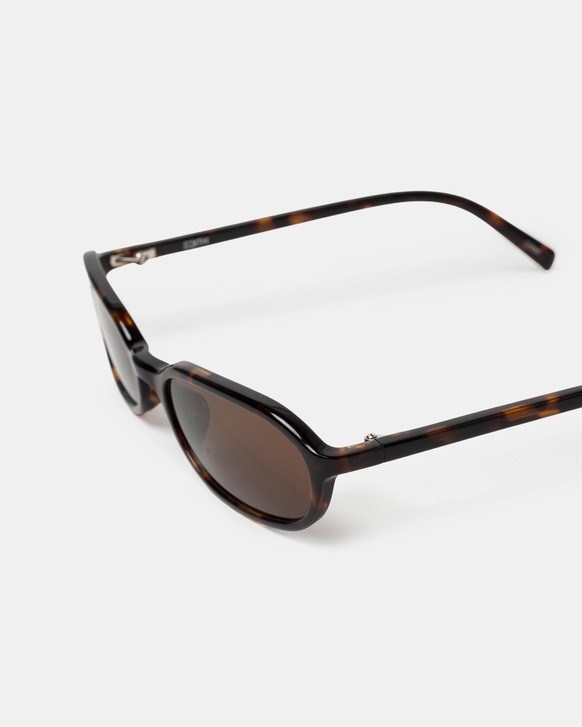 Edith in Deep Tortoise