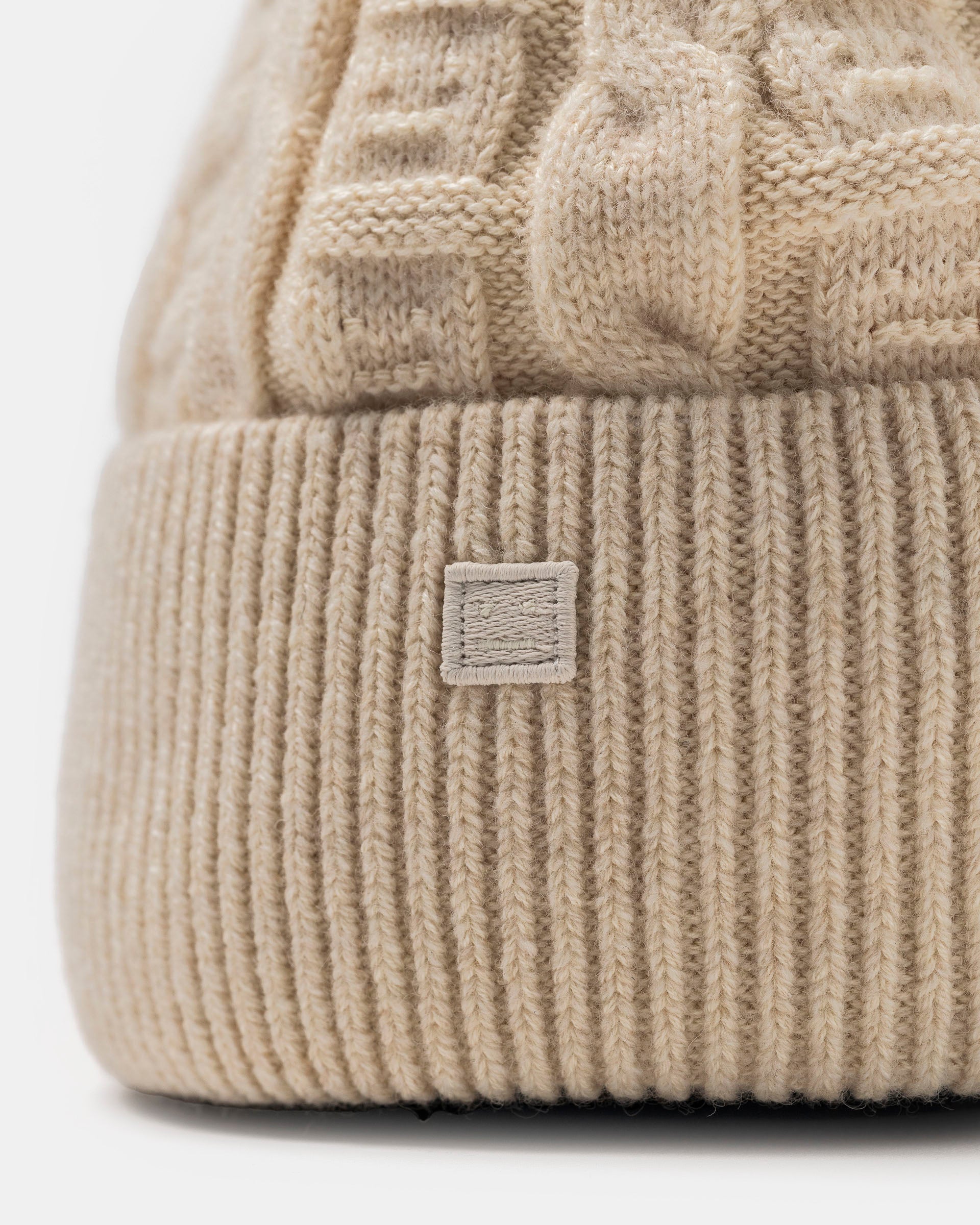 Cable Knit Beanie in Oatmeal Melange