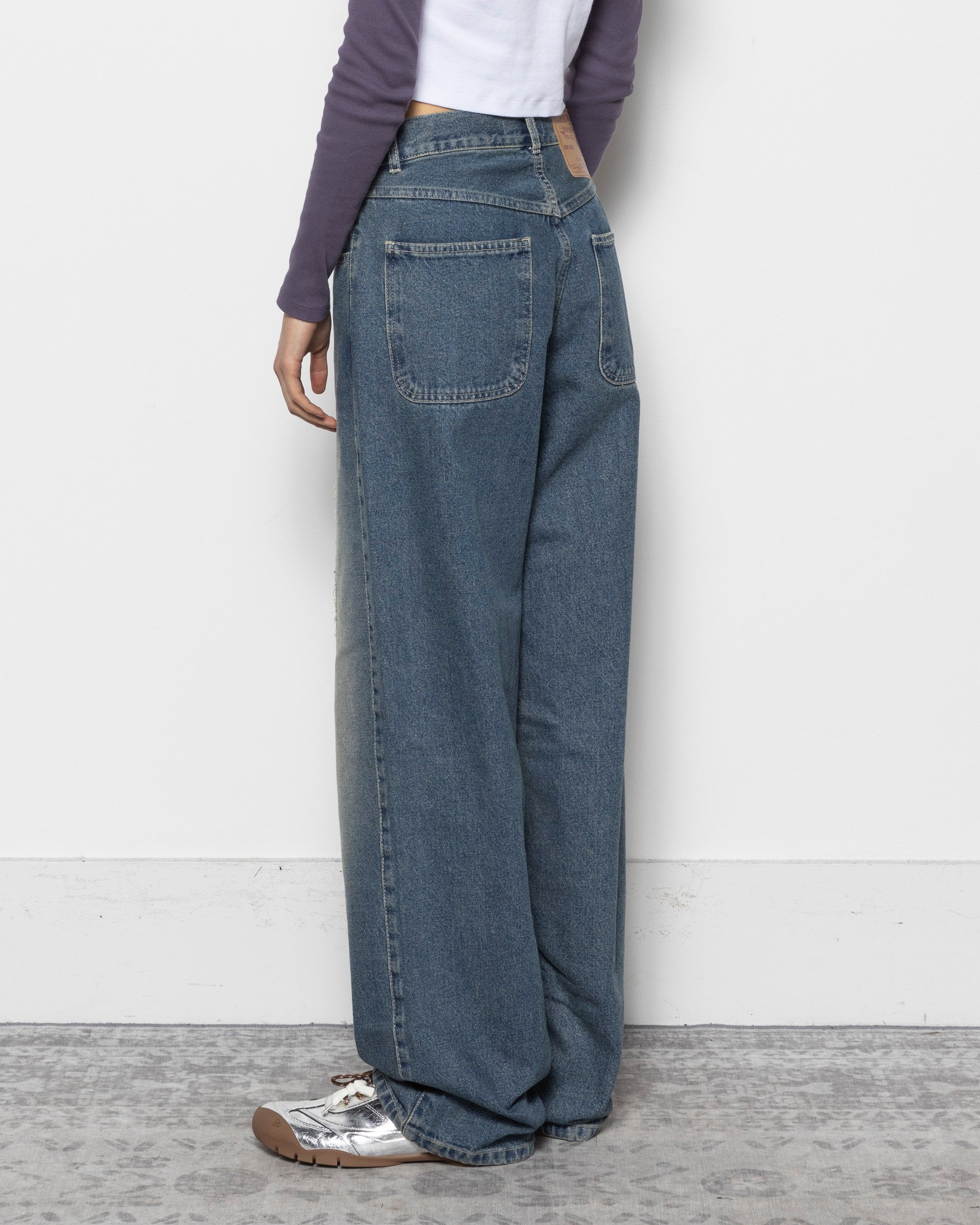 Love Pants 00's in Washed Blue