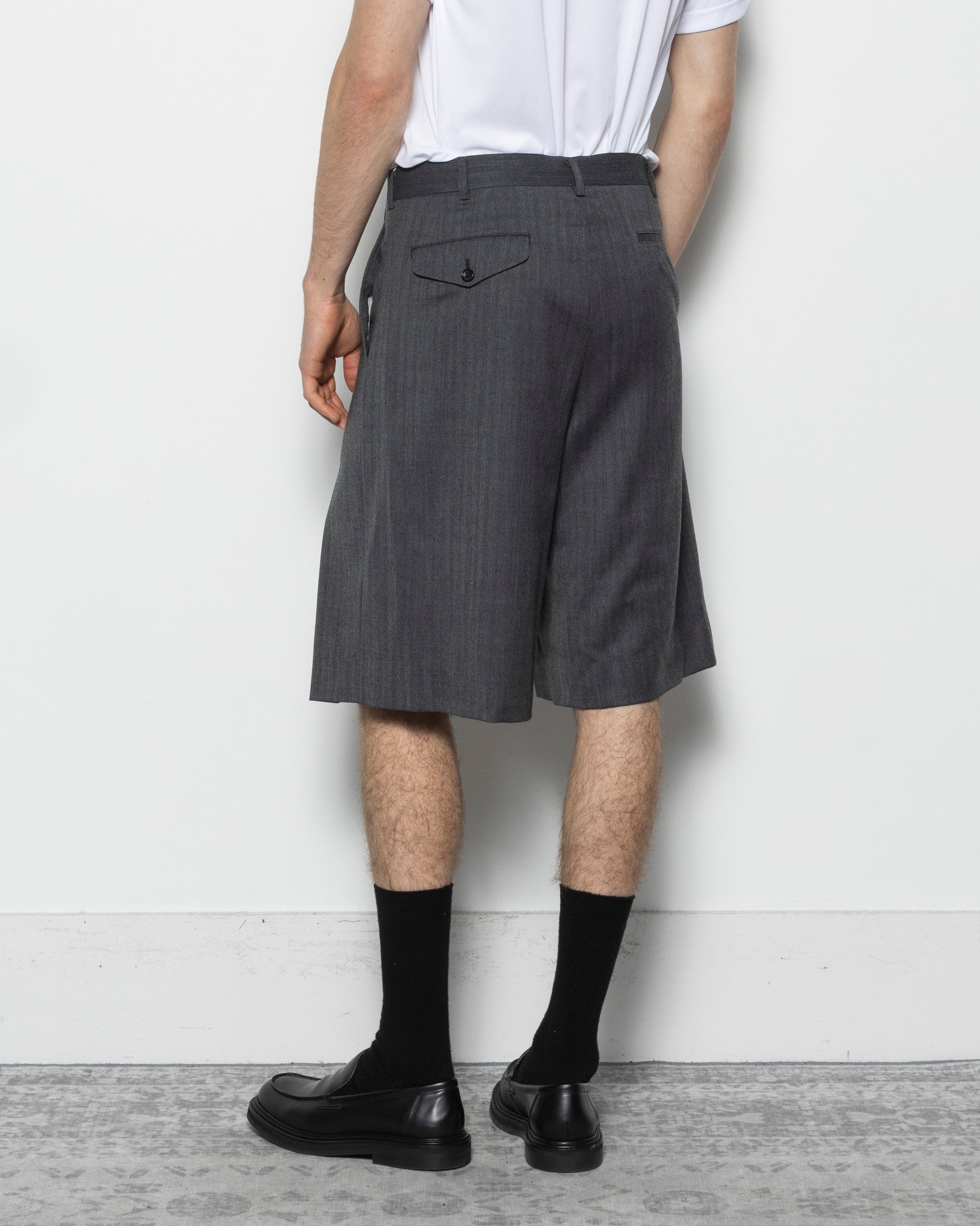 Double Pleated Shorts in Grey