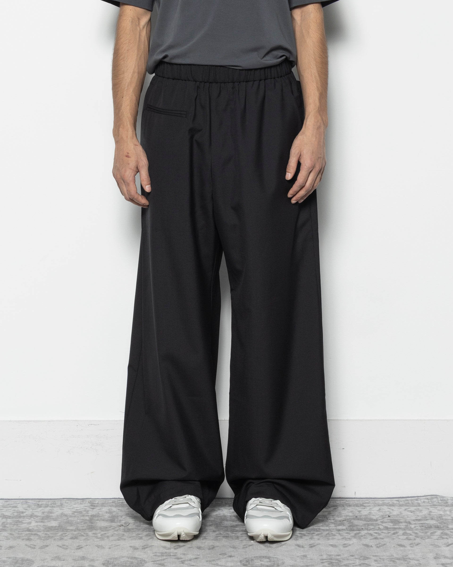 Common Divisor|Roden Gray