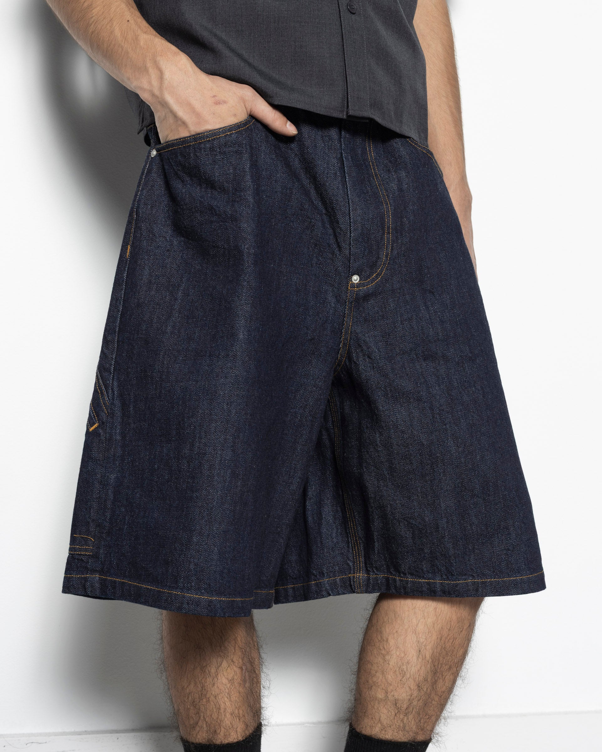 Hanshin Shorts in Indigo