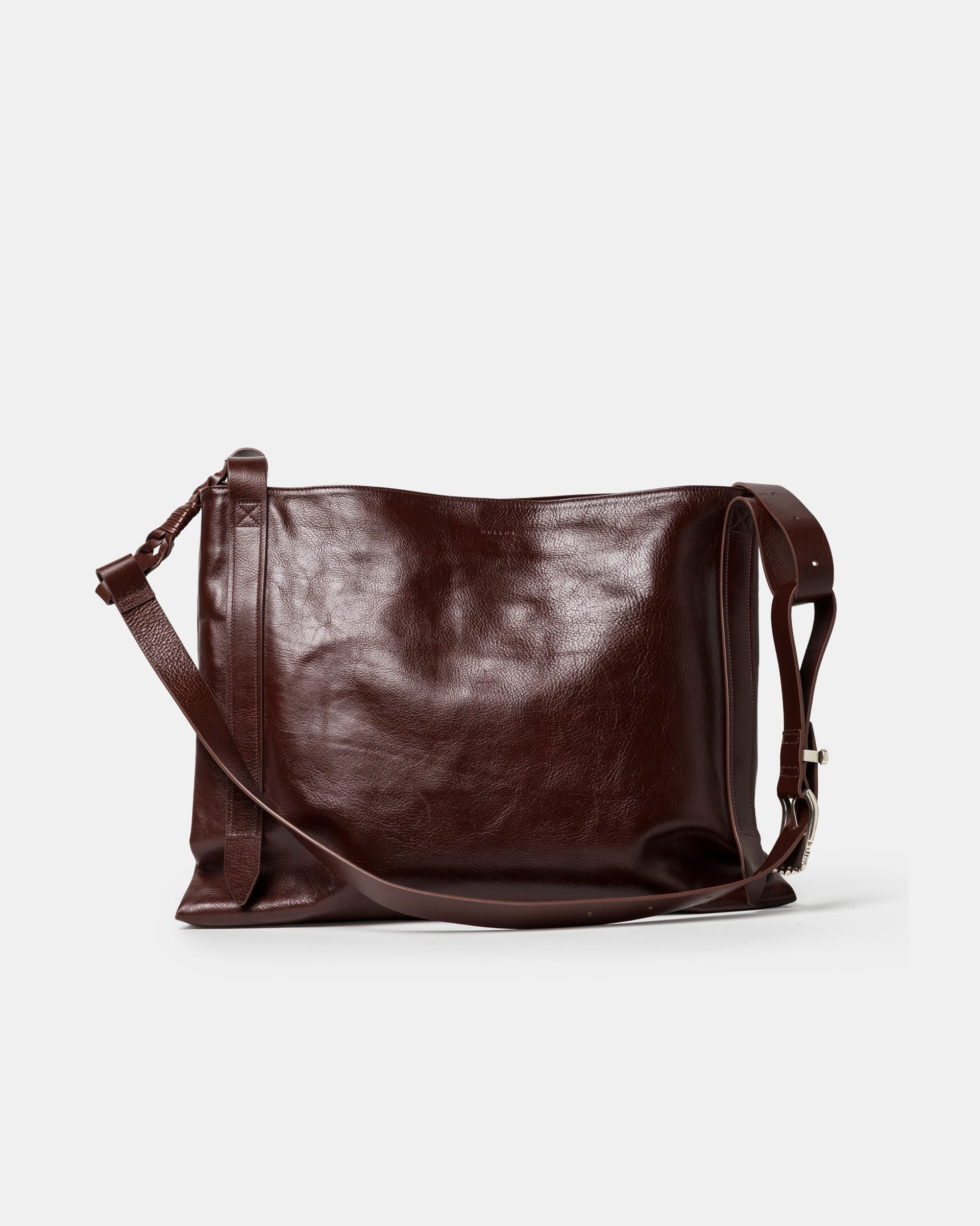 Crown Buckle Tote Bag in Wine Red