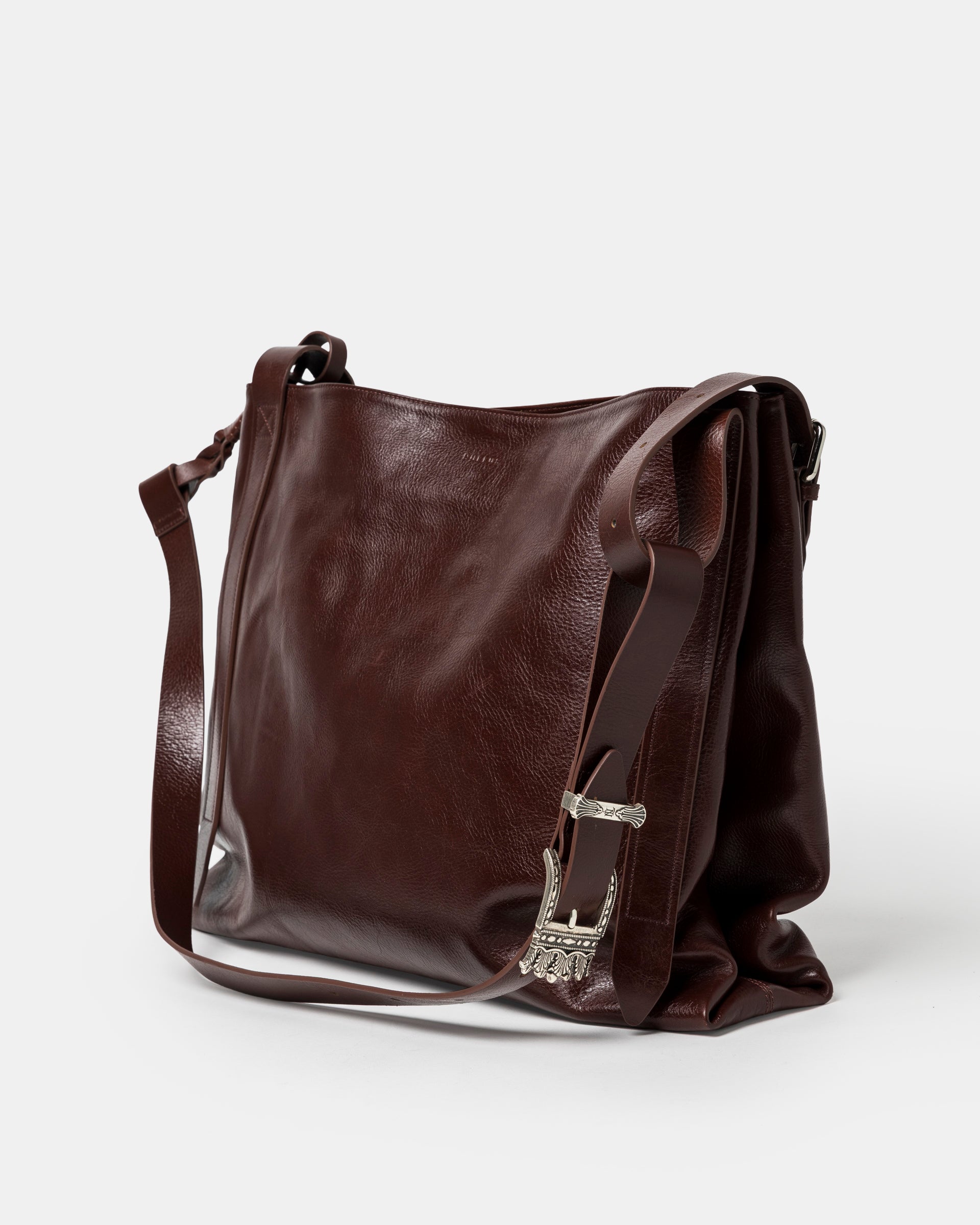 Crown Buckle Tote Bag in Wine Red