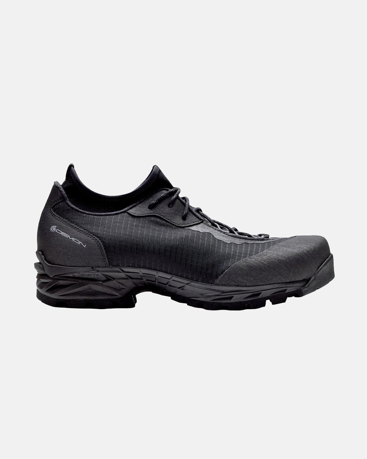 Adventa Shoes in Black