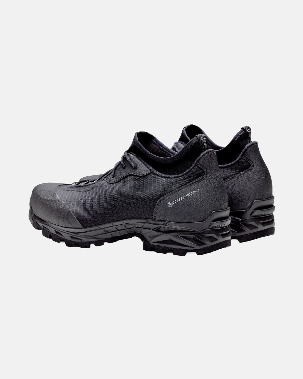 Adventa Shoes in Black