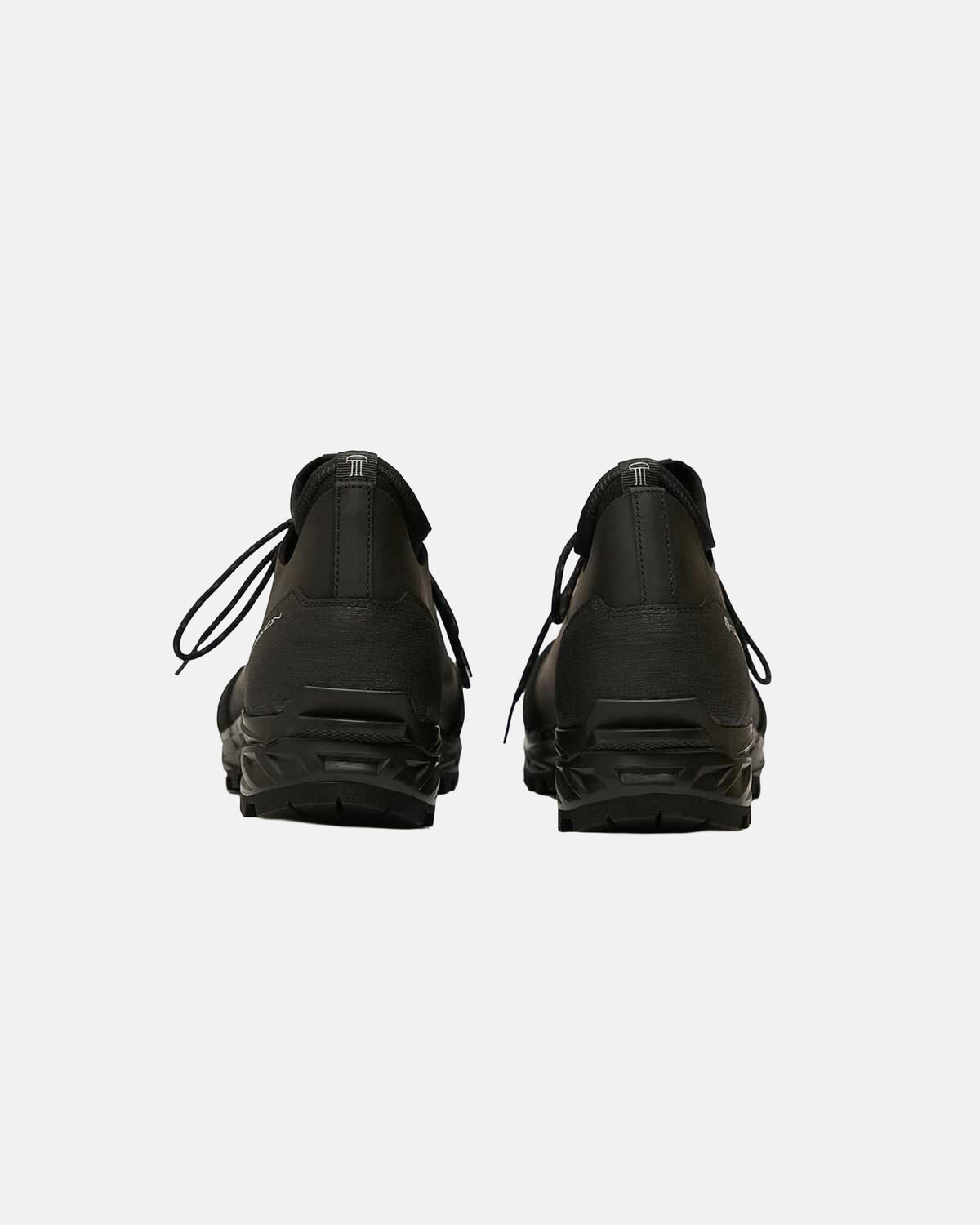 Kresta Gaiter in Black