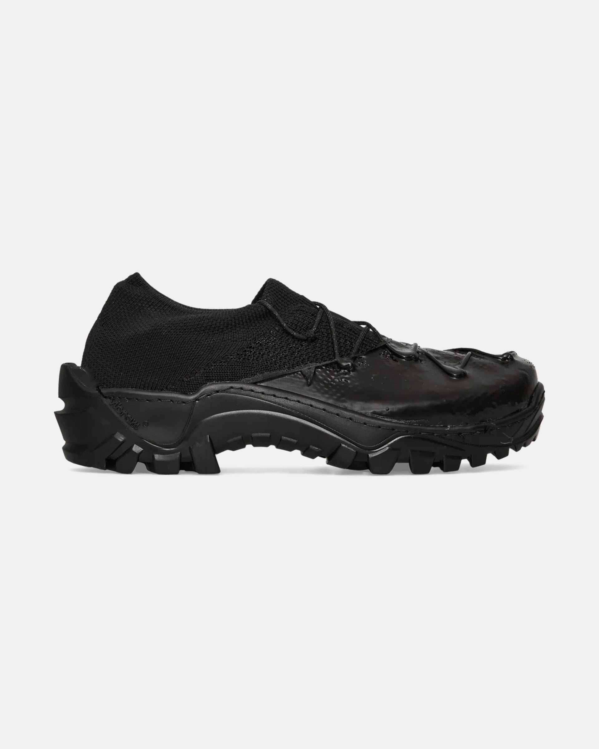 Vipara Sneakers in Black