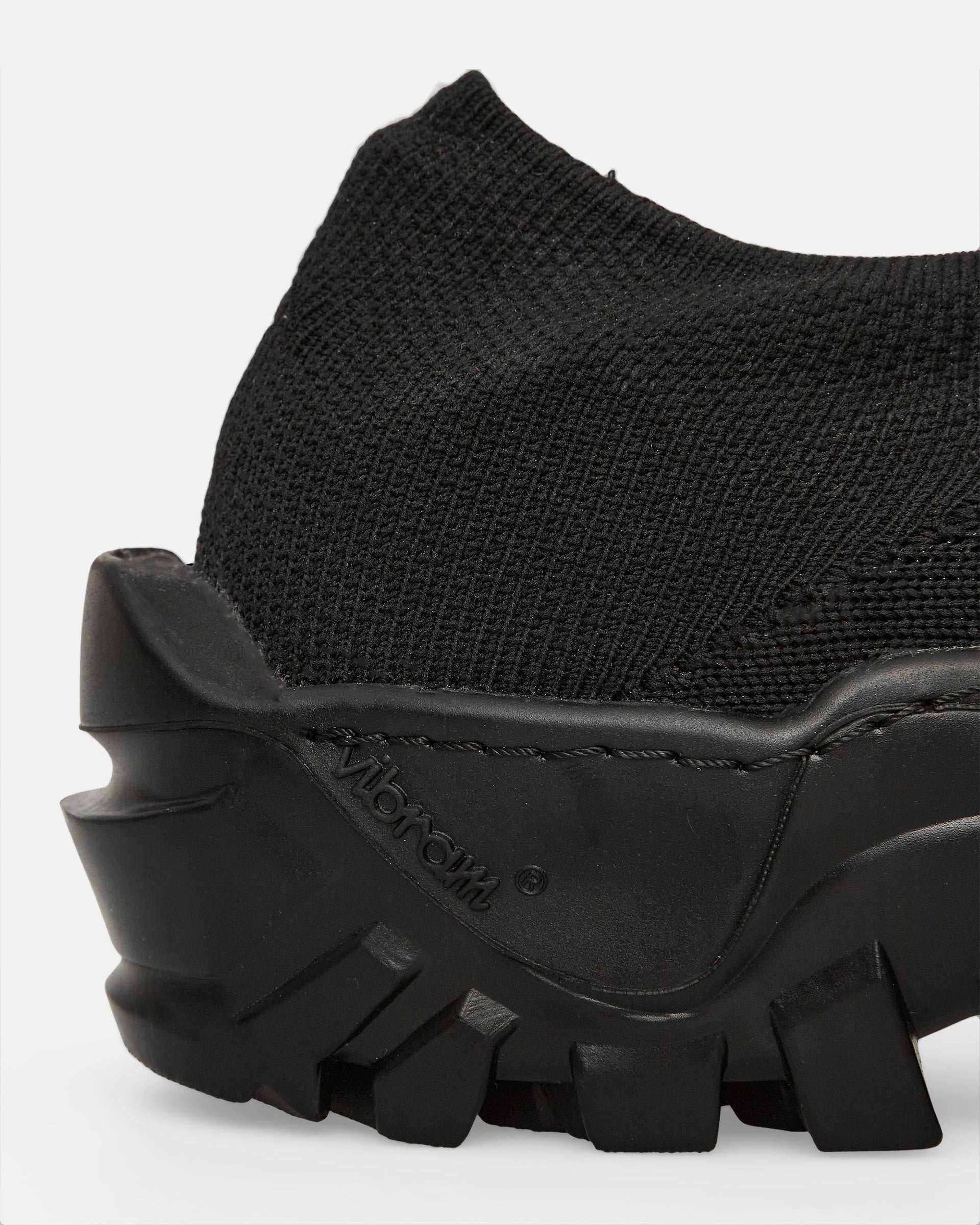 Vipara Sneakers in Black