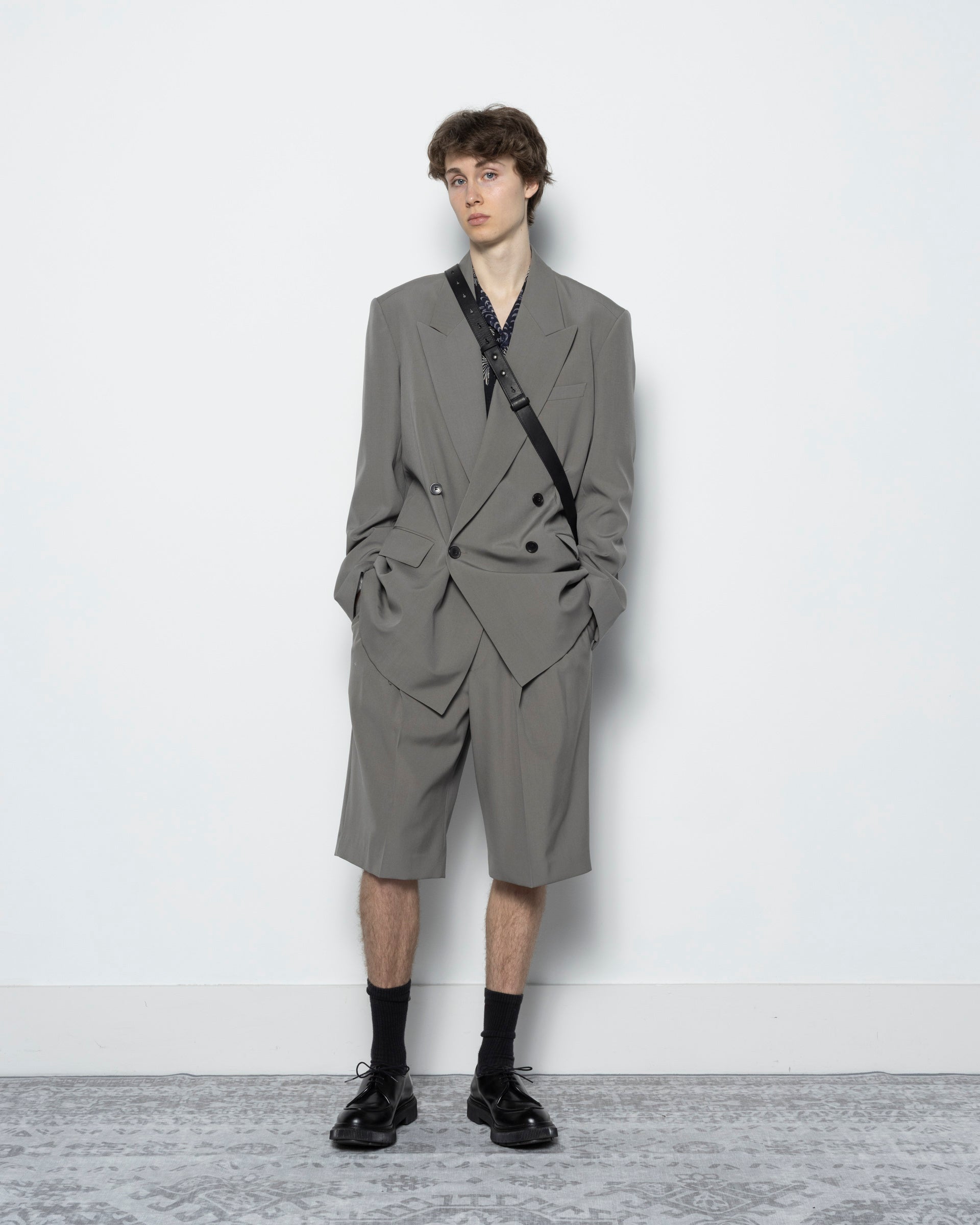 ジャケット・アウター OVERCOAT DOLMAN SLEEVE SHORTCOAT WHITE 0 Wool Blend Stand-up Collar Coat in Off-white - in the