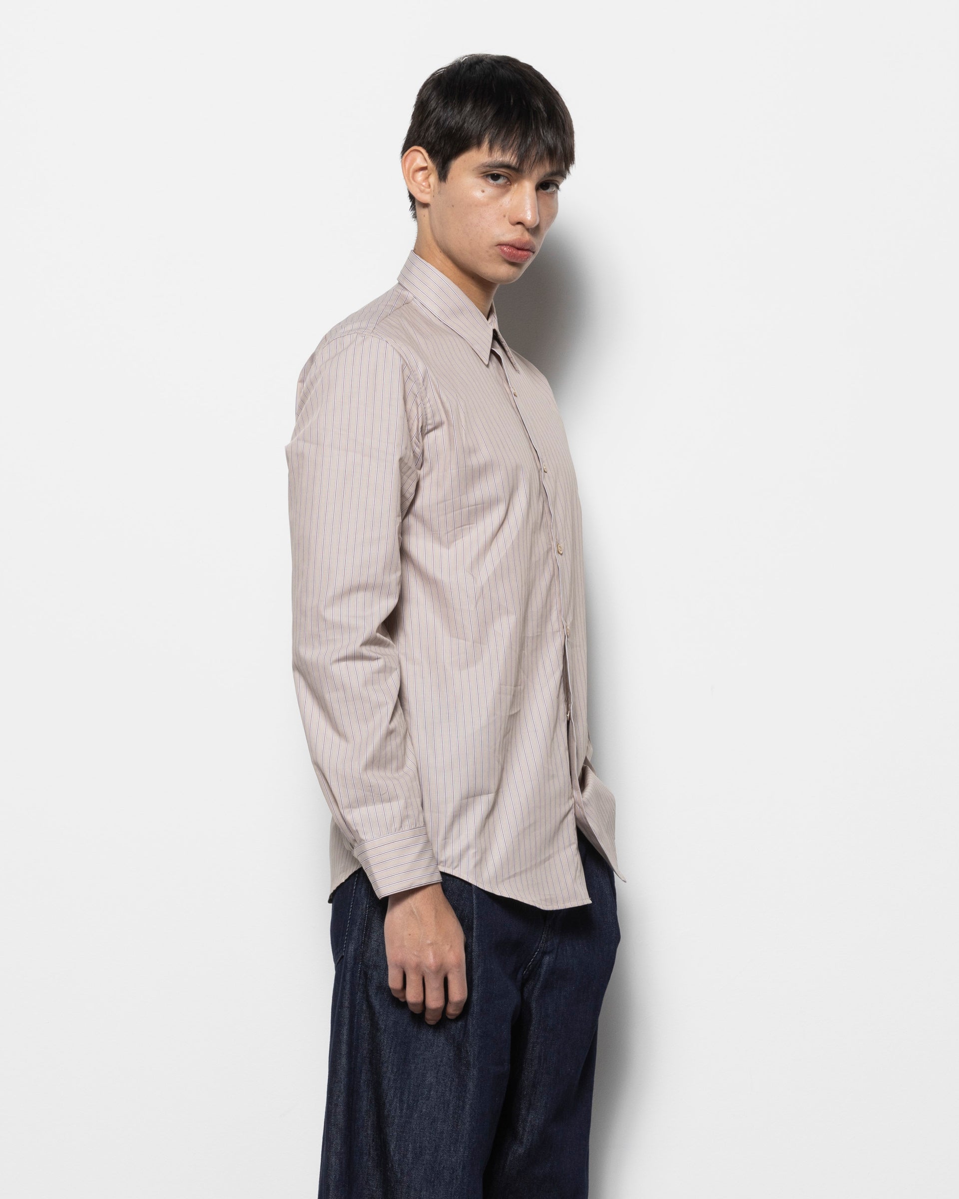dries-van-noten-curles-shirt-in-beige-side-view