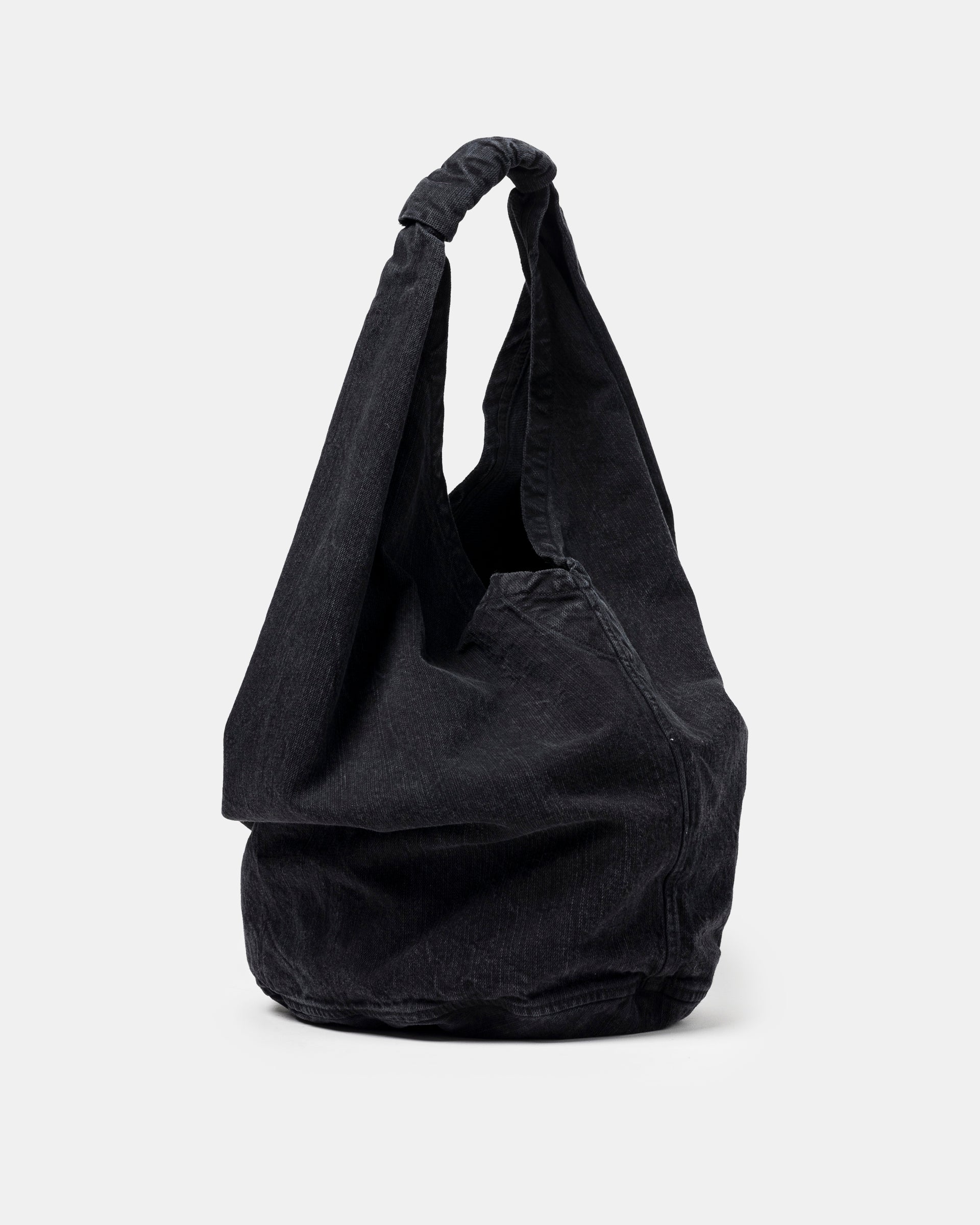 Drip Bag in Black Chain Twill