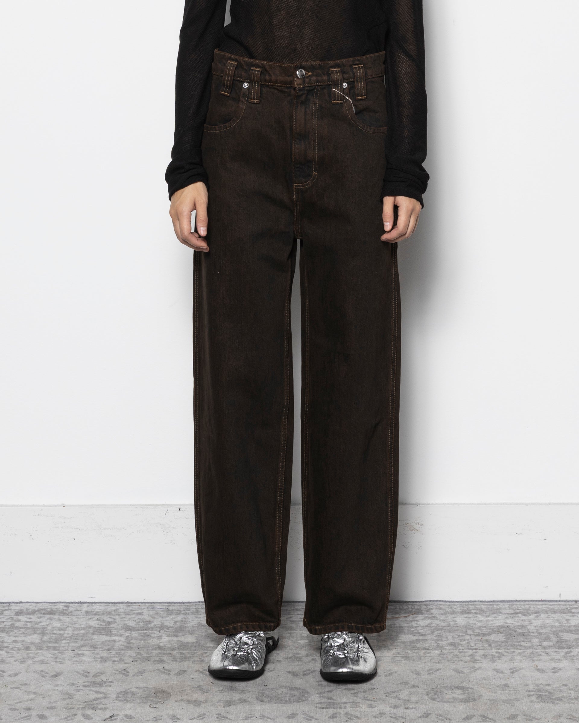 Baggy Jeans in Mud