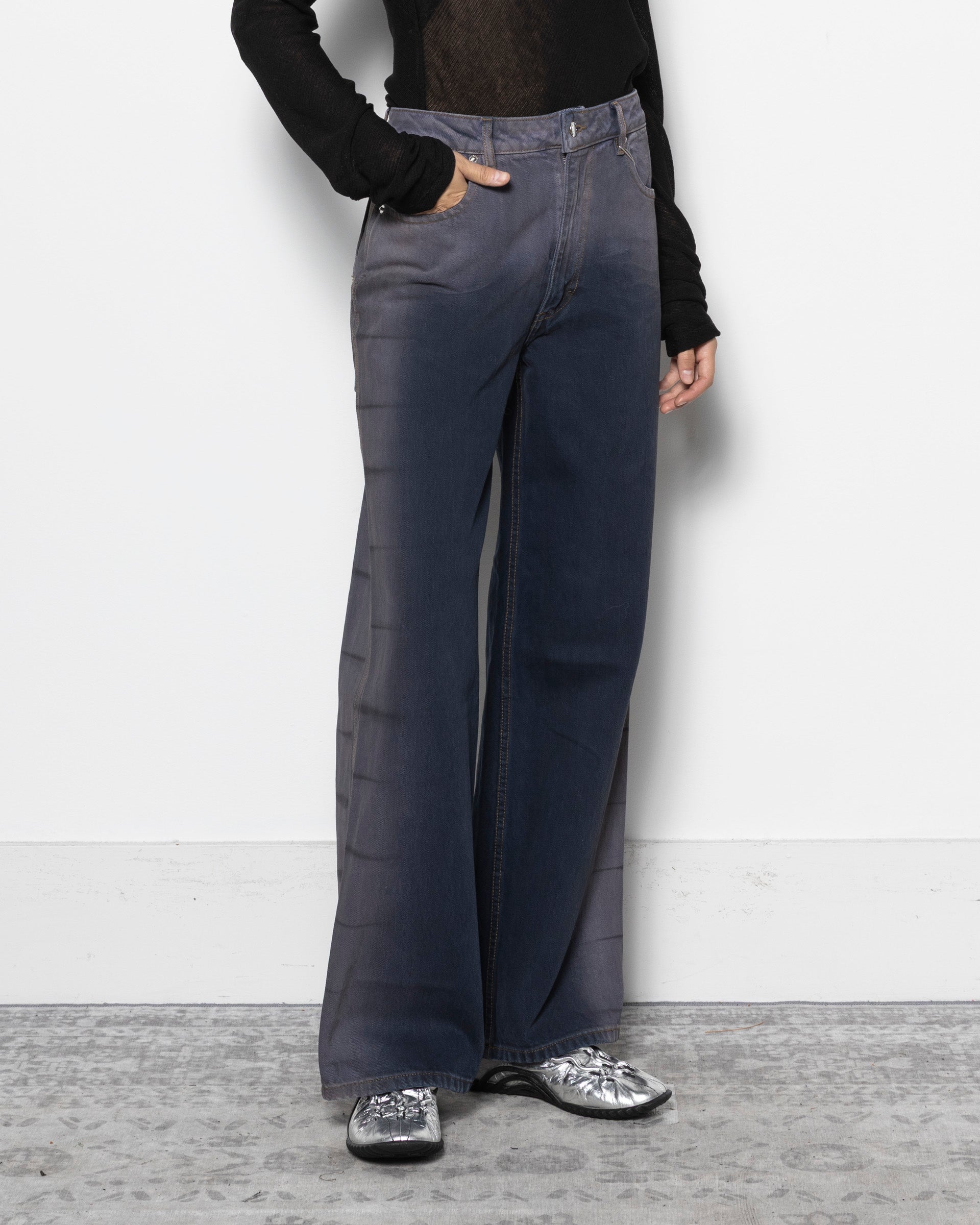 ECKHAUS LATTA デニム ECKHAUS LATTA Wide Leg Jeans in Wrinkle | Roden Gray