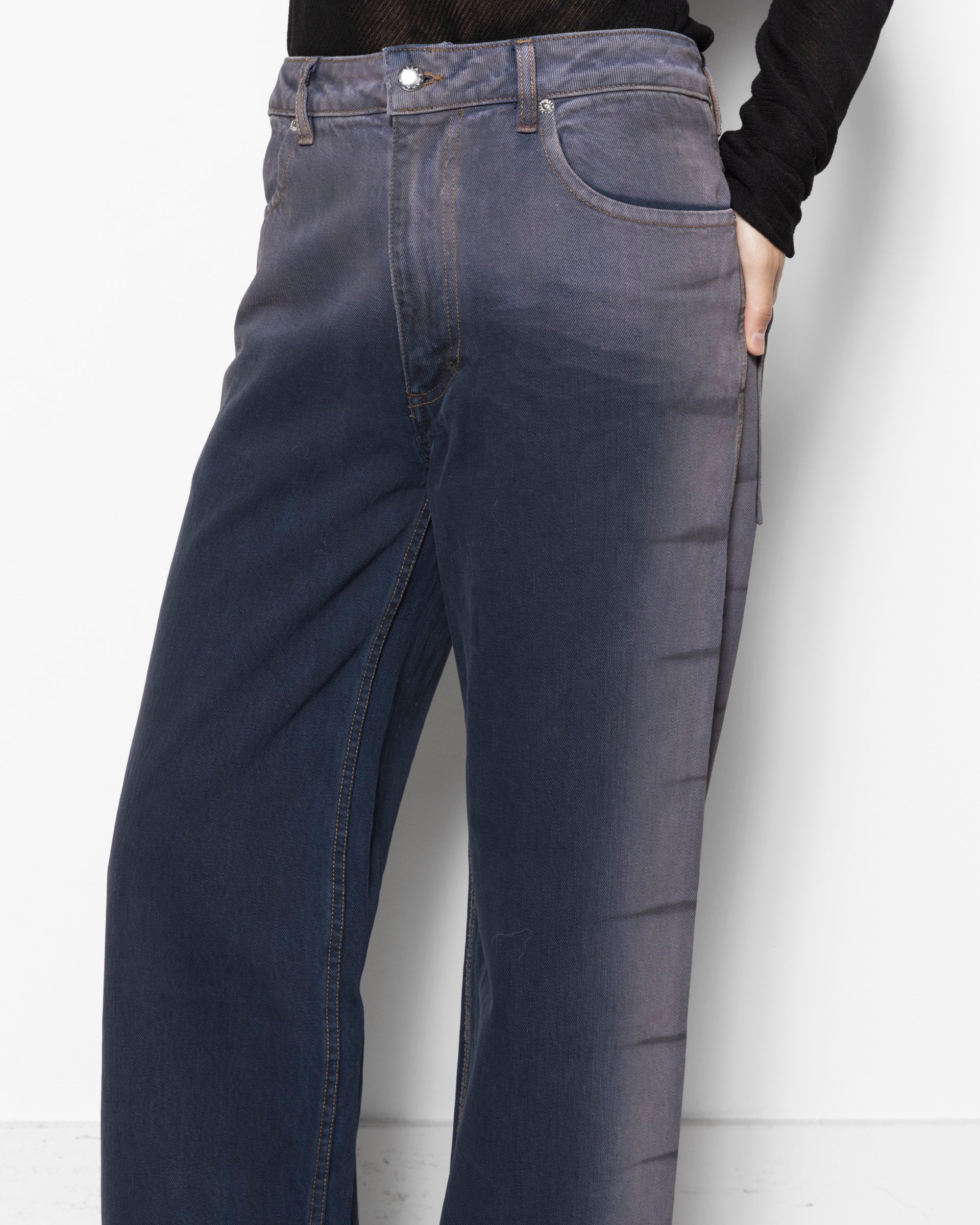 ECKHAUS LATTA Wide Leg Jeans in Wrinkle | Roden Gray