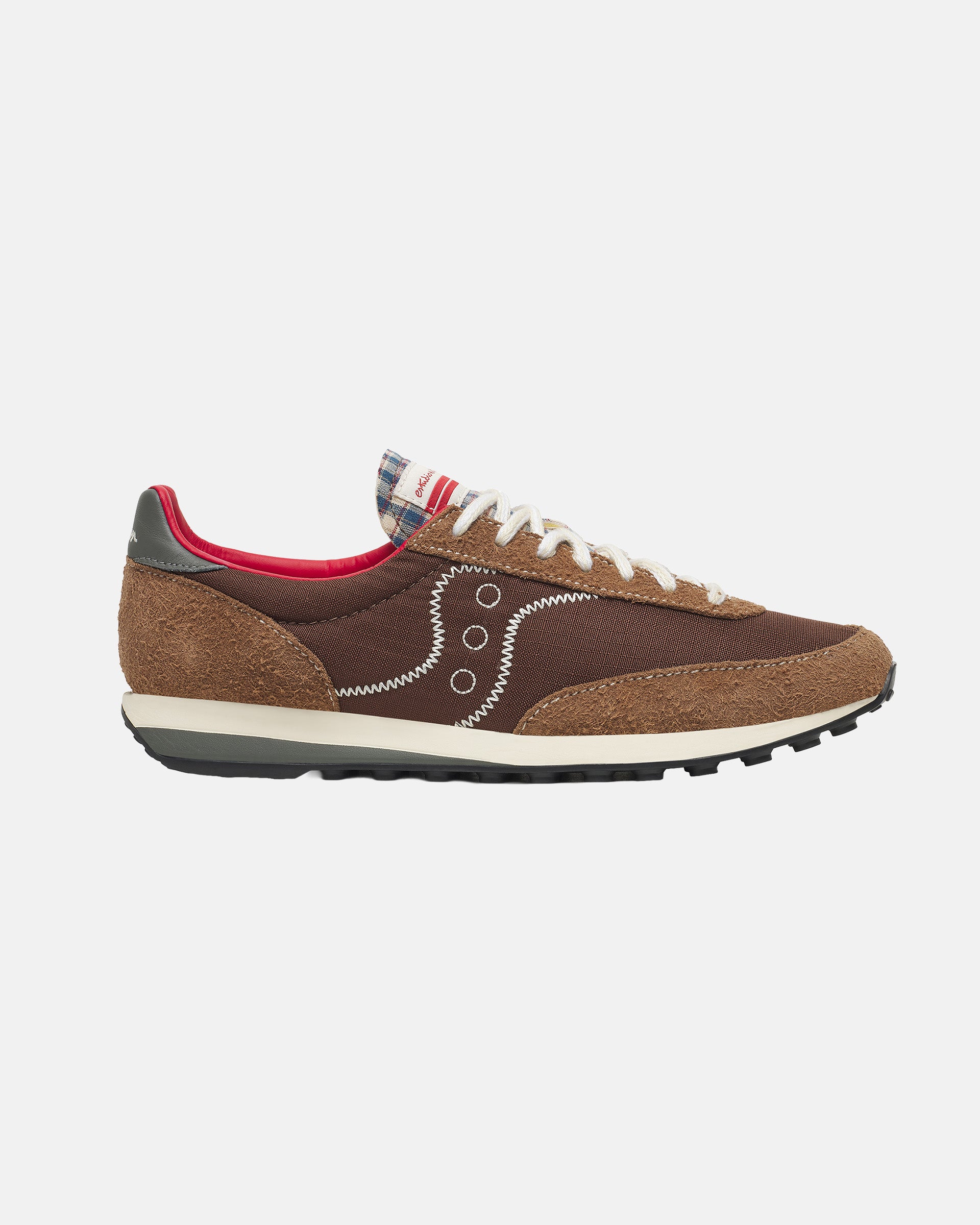 Trainer 80 in Mocha/White