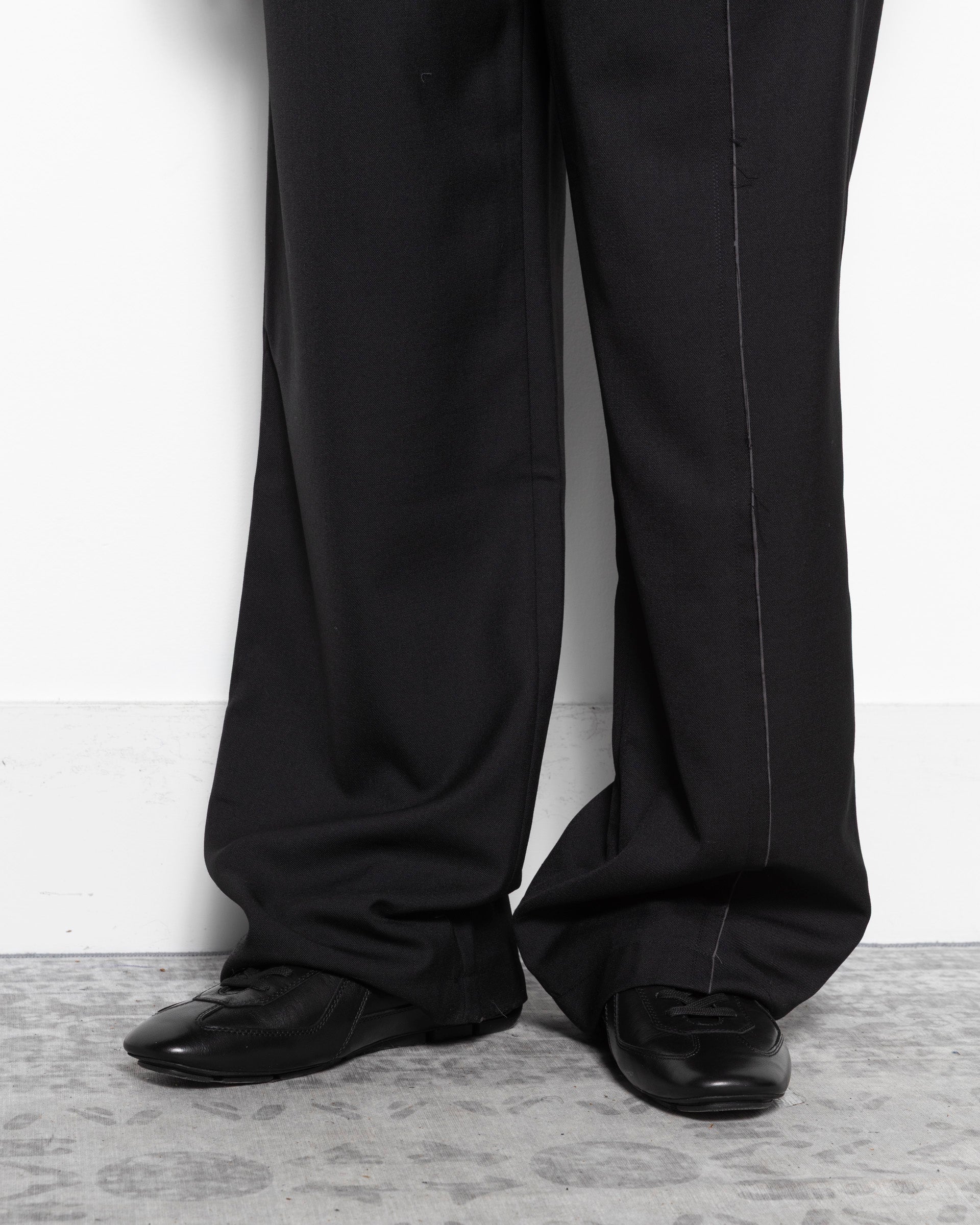 Frayed Pants in Black