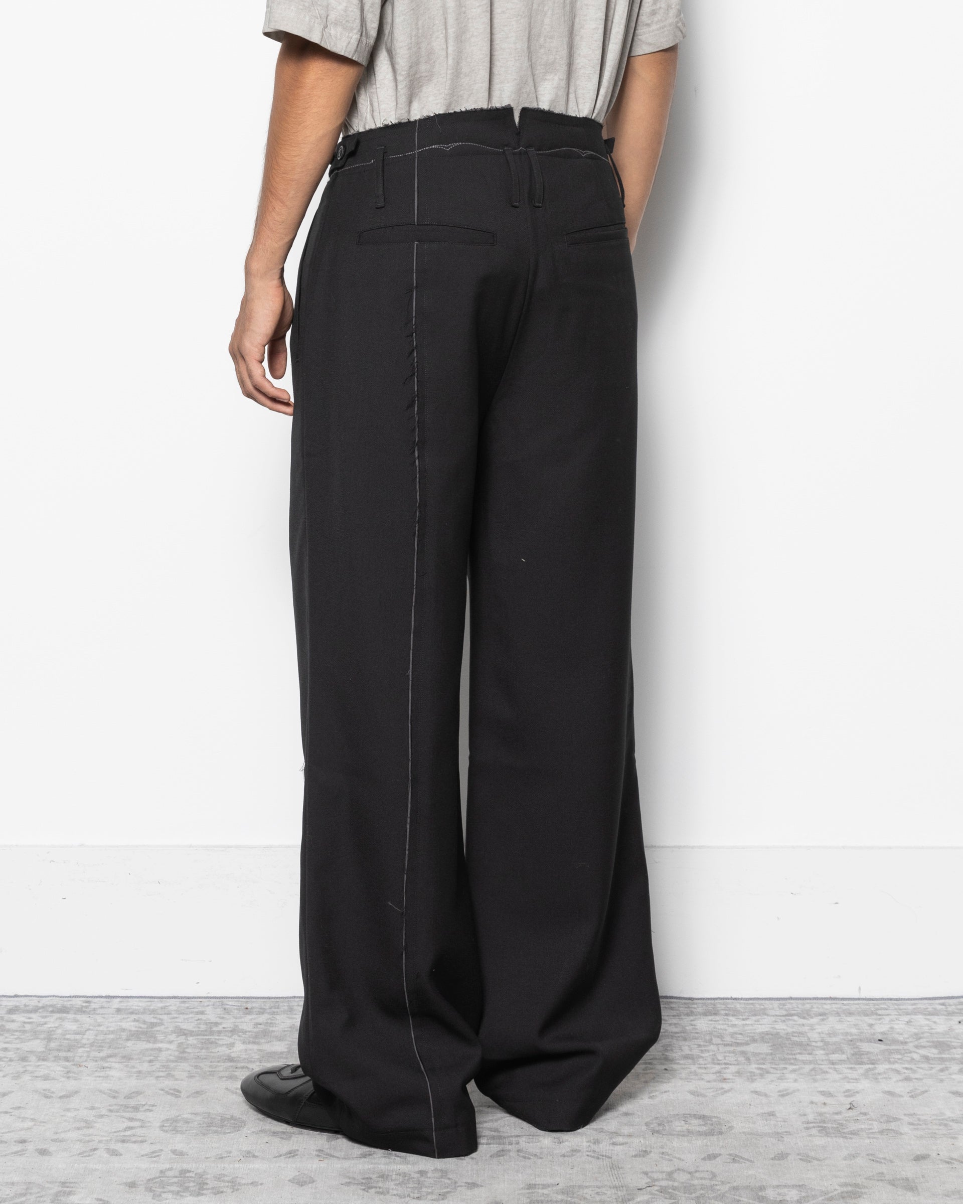 Frayed Pants in Black