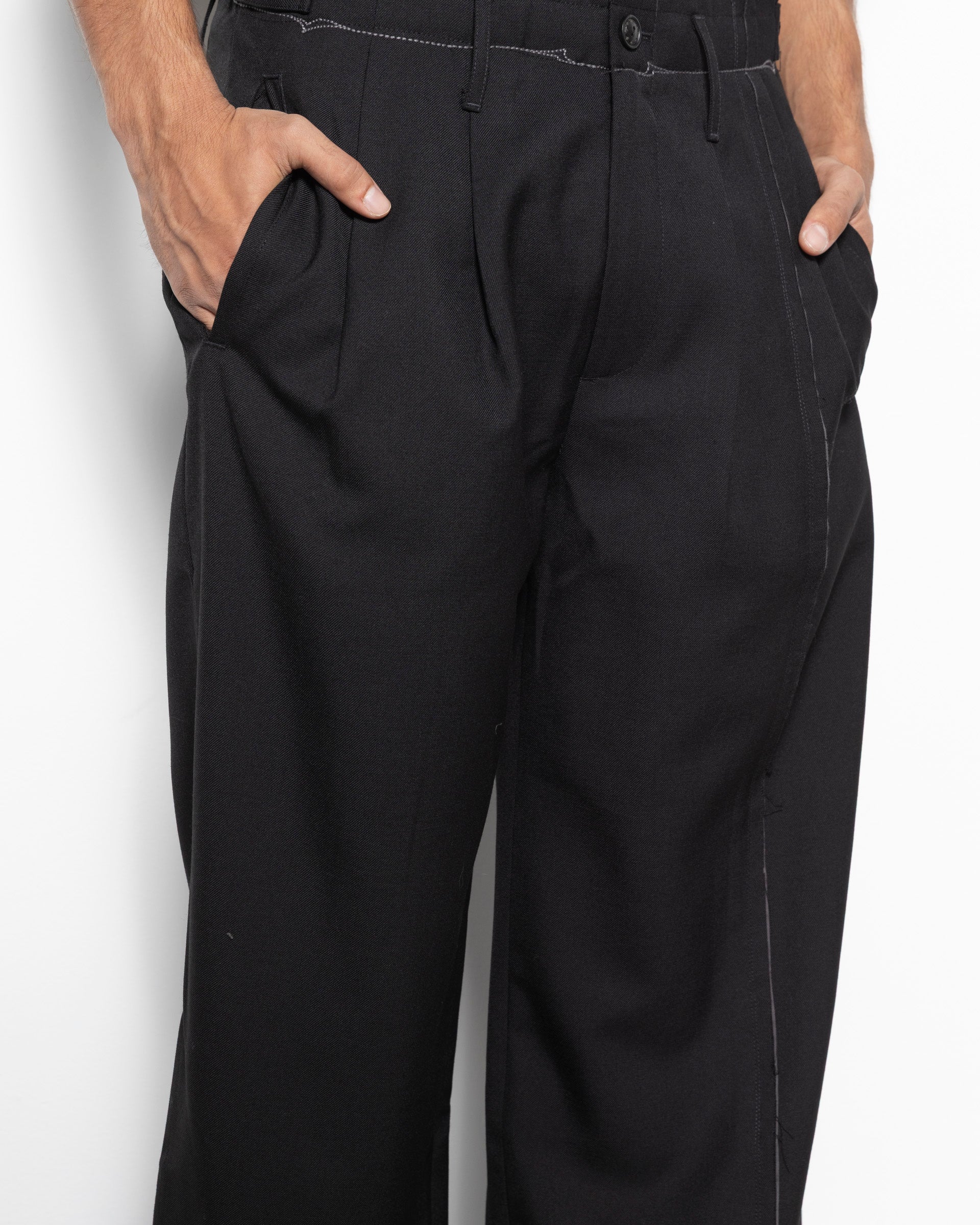 Frayed Pants in Black