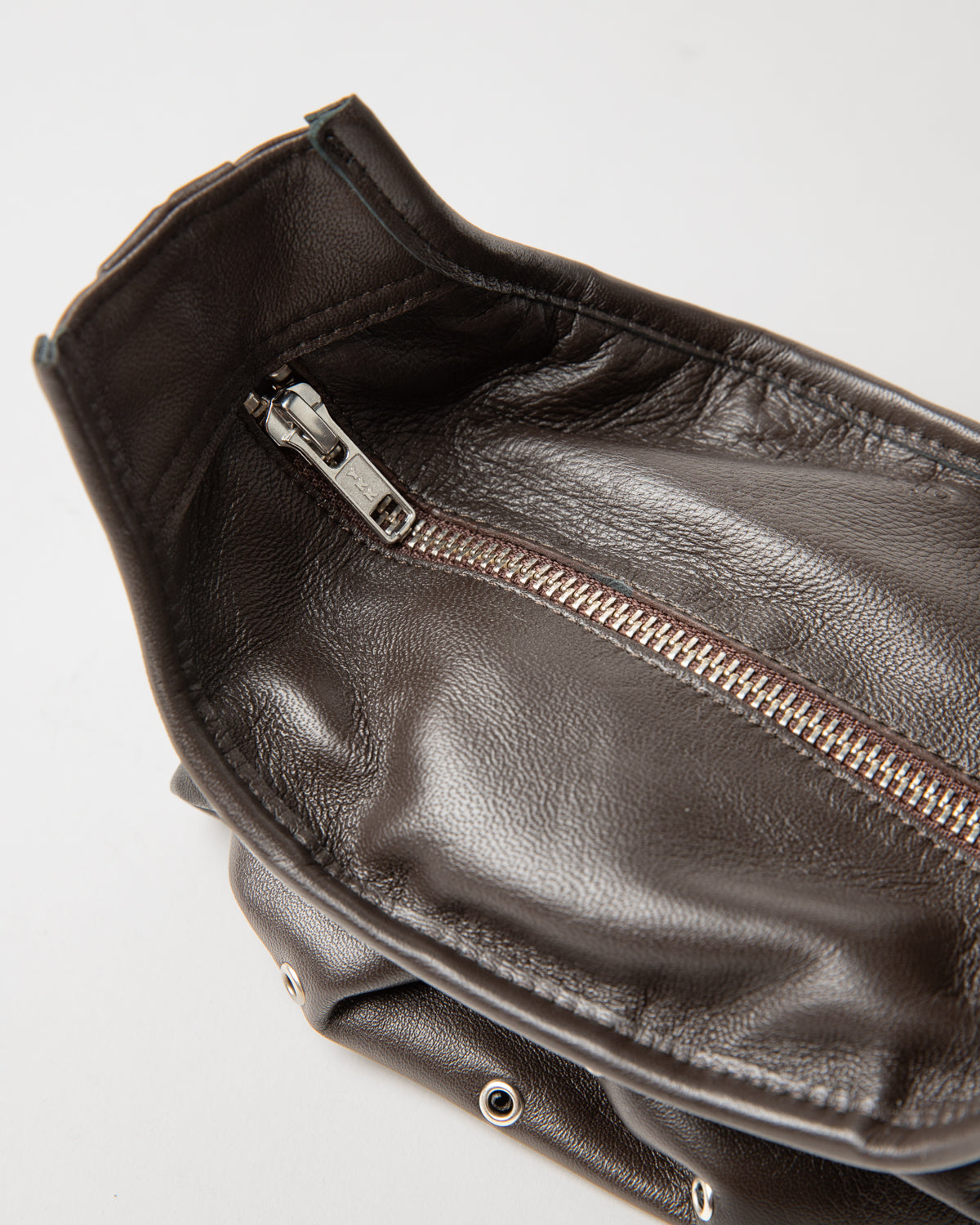 Pulsera Studs Bag in Brown