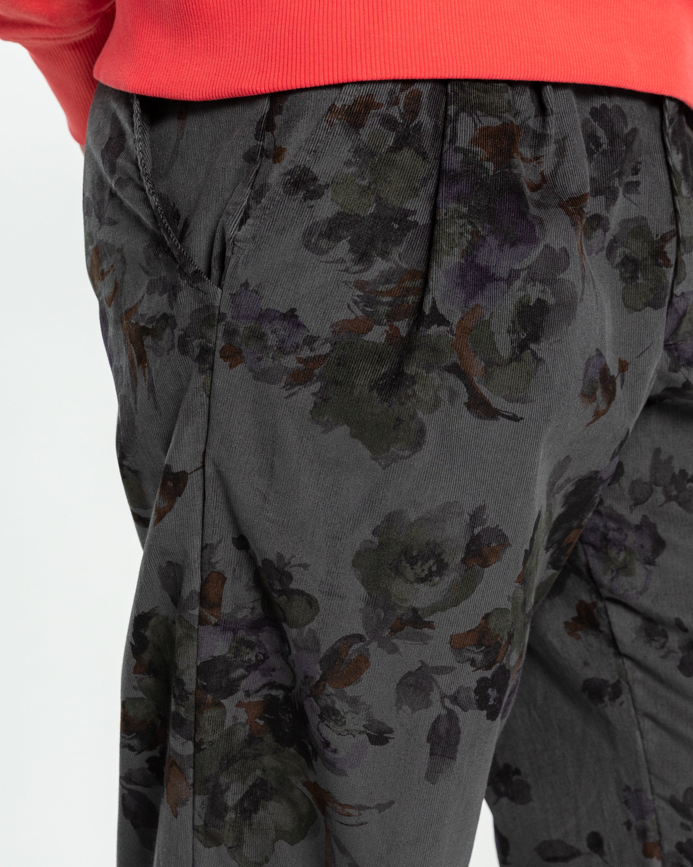 Reflection Trouser Corduroy in Charcoal Floral