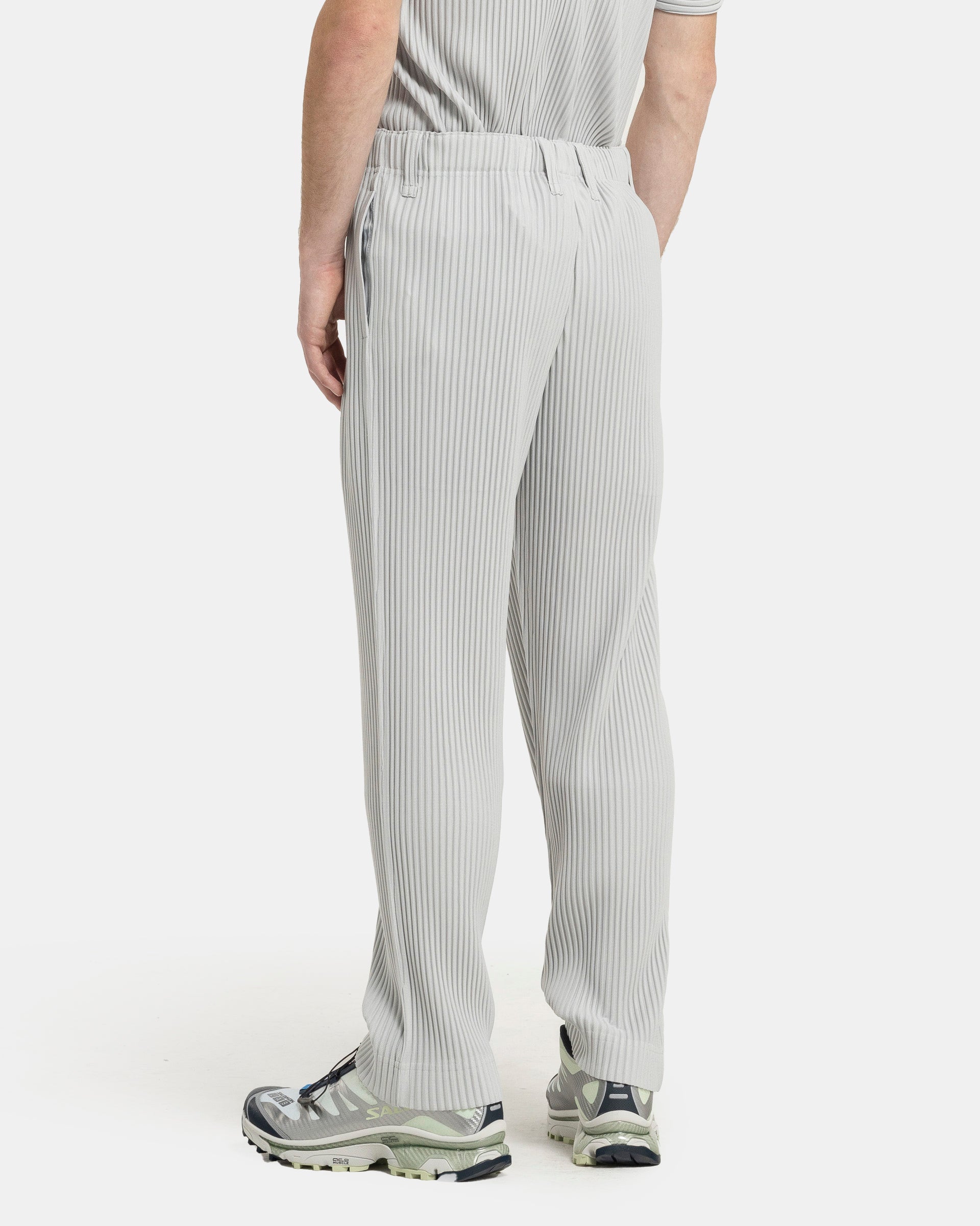 Homme Plissé Issey Miyake Basic Pleated Trouser in Light Grey