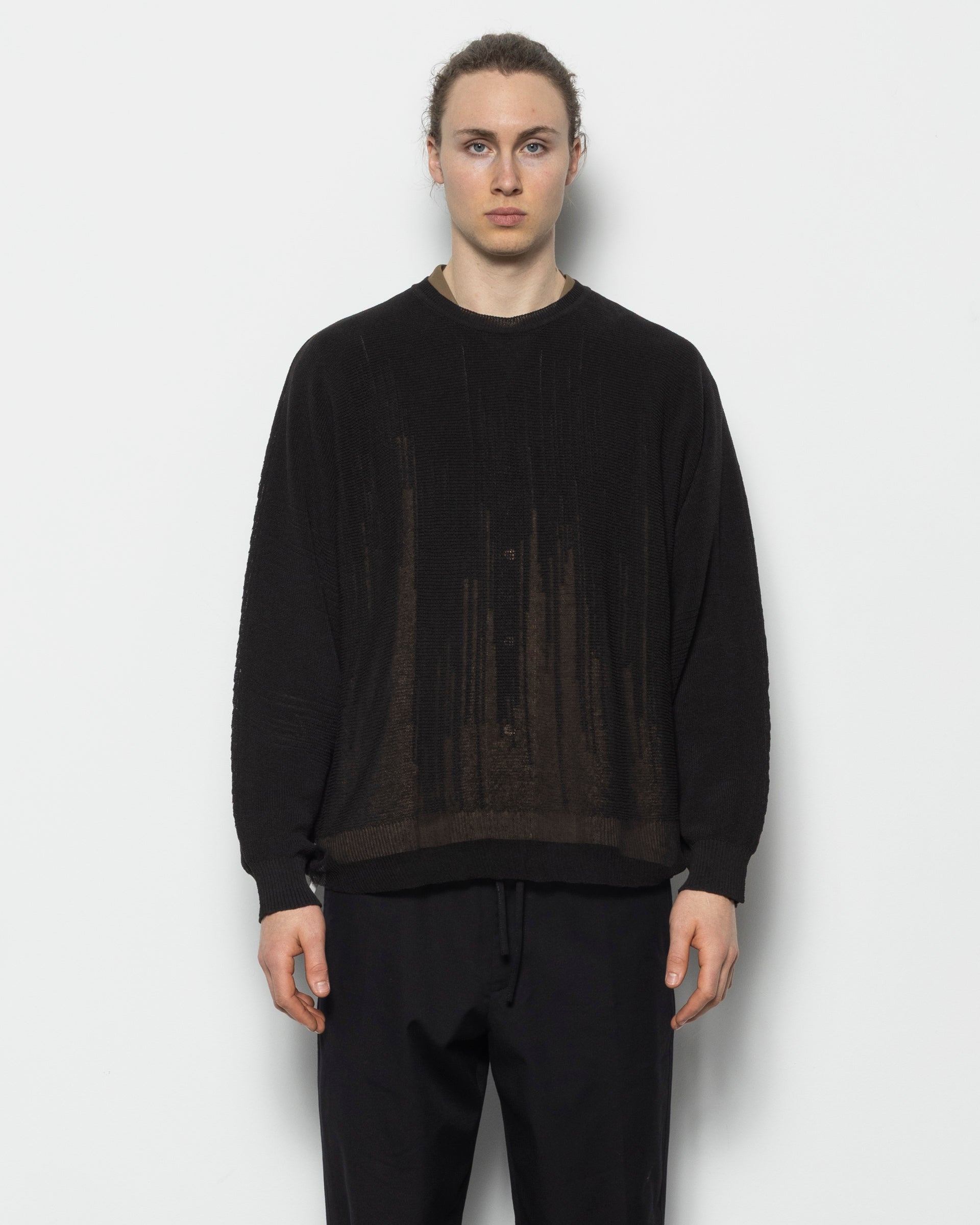 Brush Close-up Knit Long-sleeve in Brown