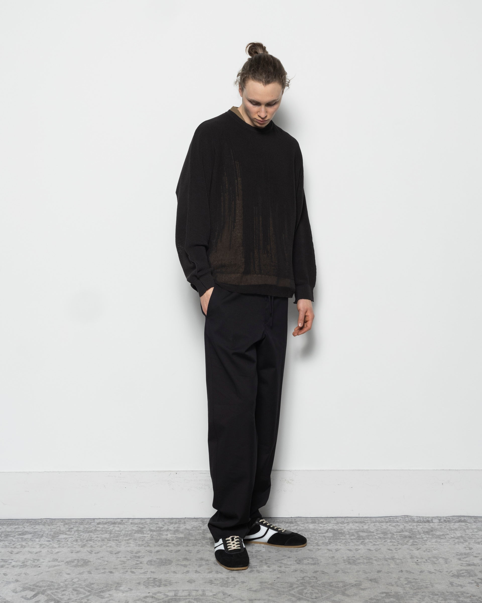 Brush Close-up Knit Long-sleeve in Brown