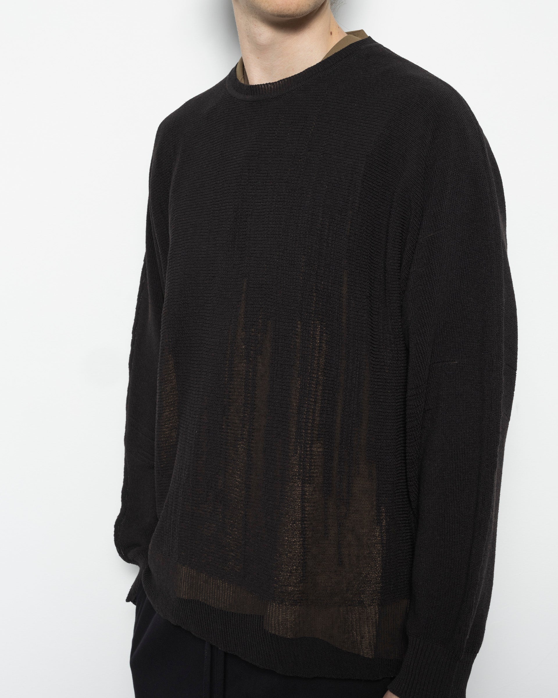 Brush Close-up Knit Long-sleeve in Brown