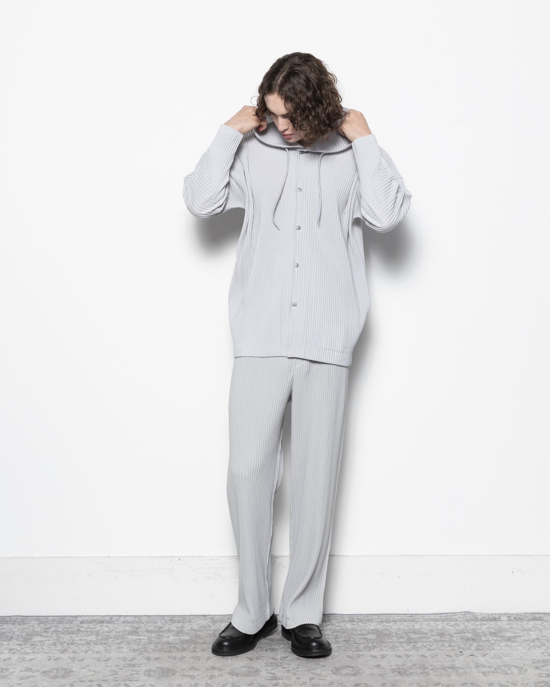 Color Pleats 1 Pant in Grey