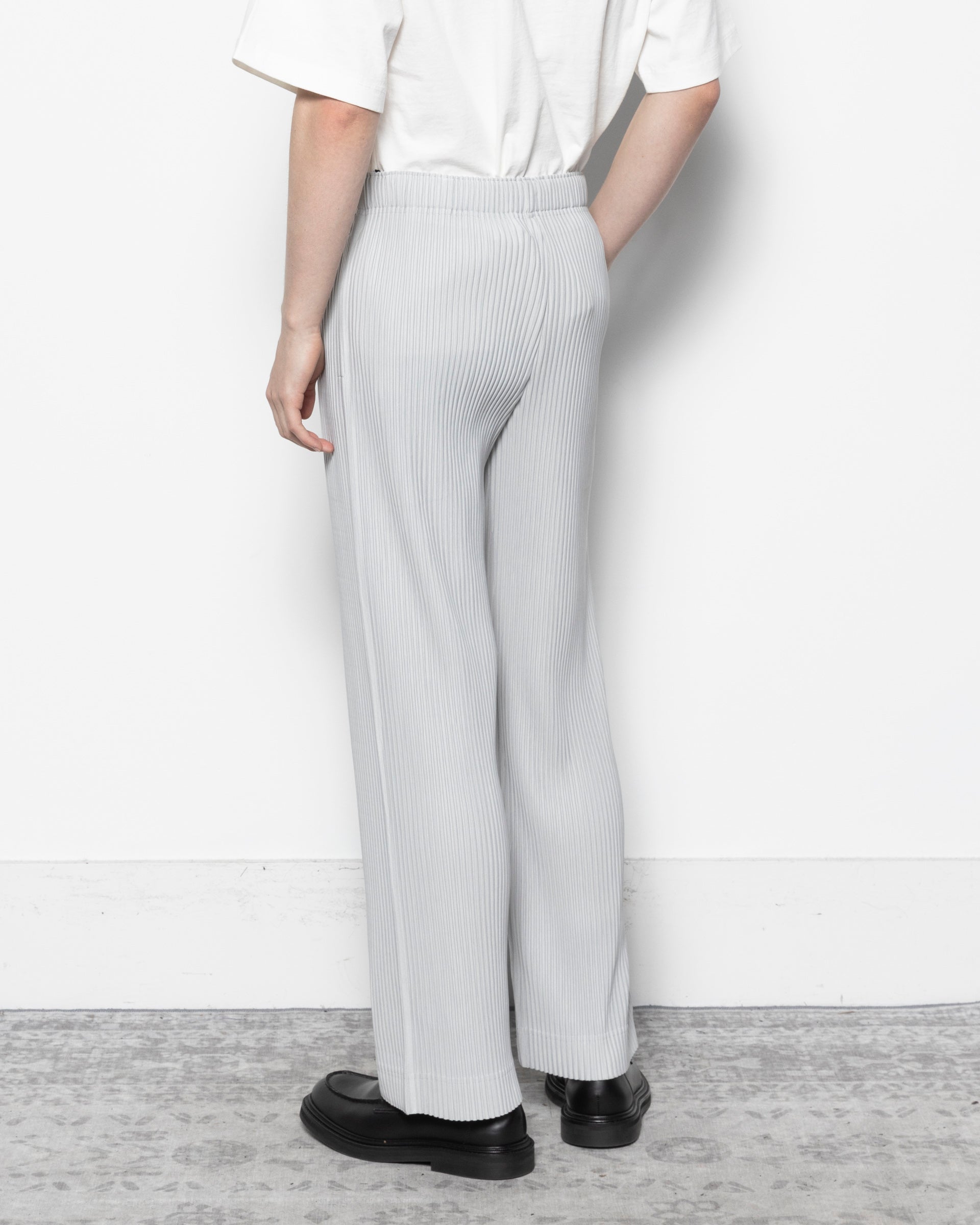 Color Pleats 1 Pant in Grey