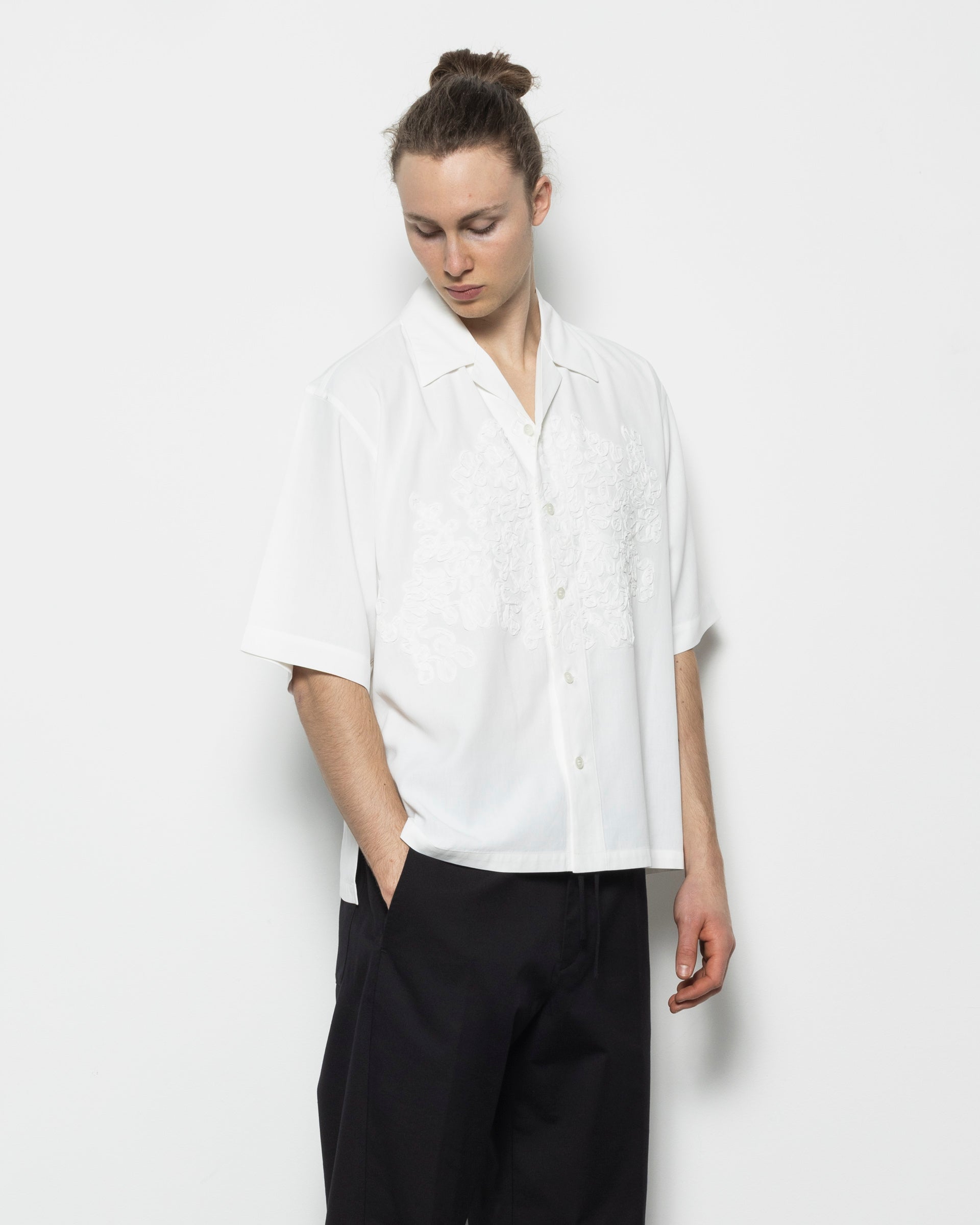 Embroidery Press S/S Shirt in White