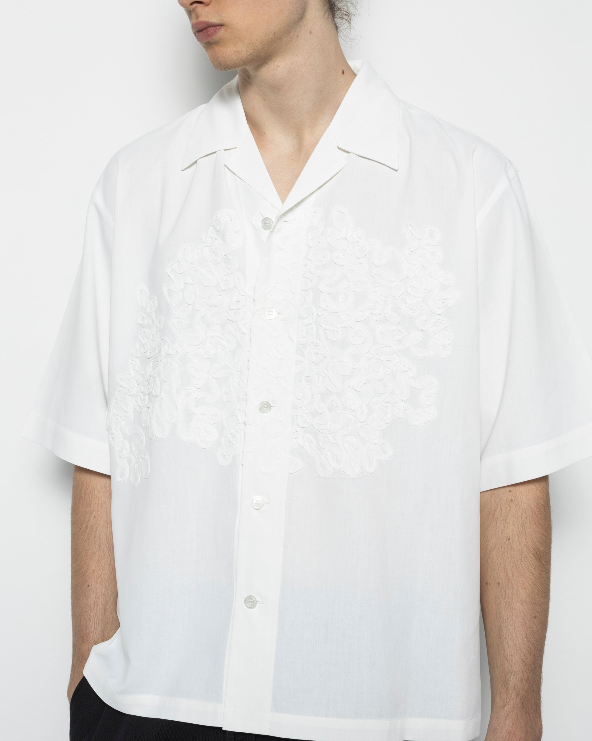 Embroidery Press S/S Shirt in White