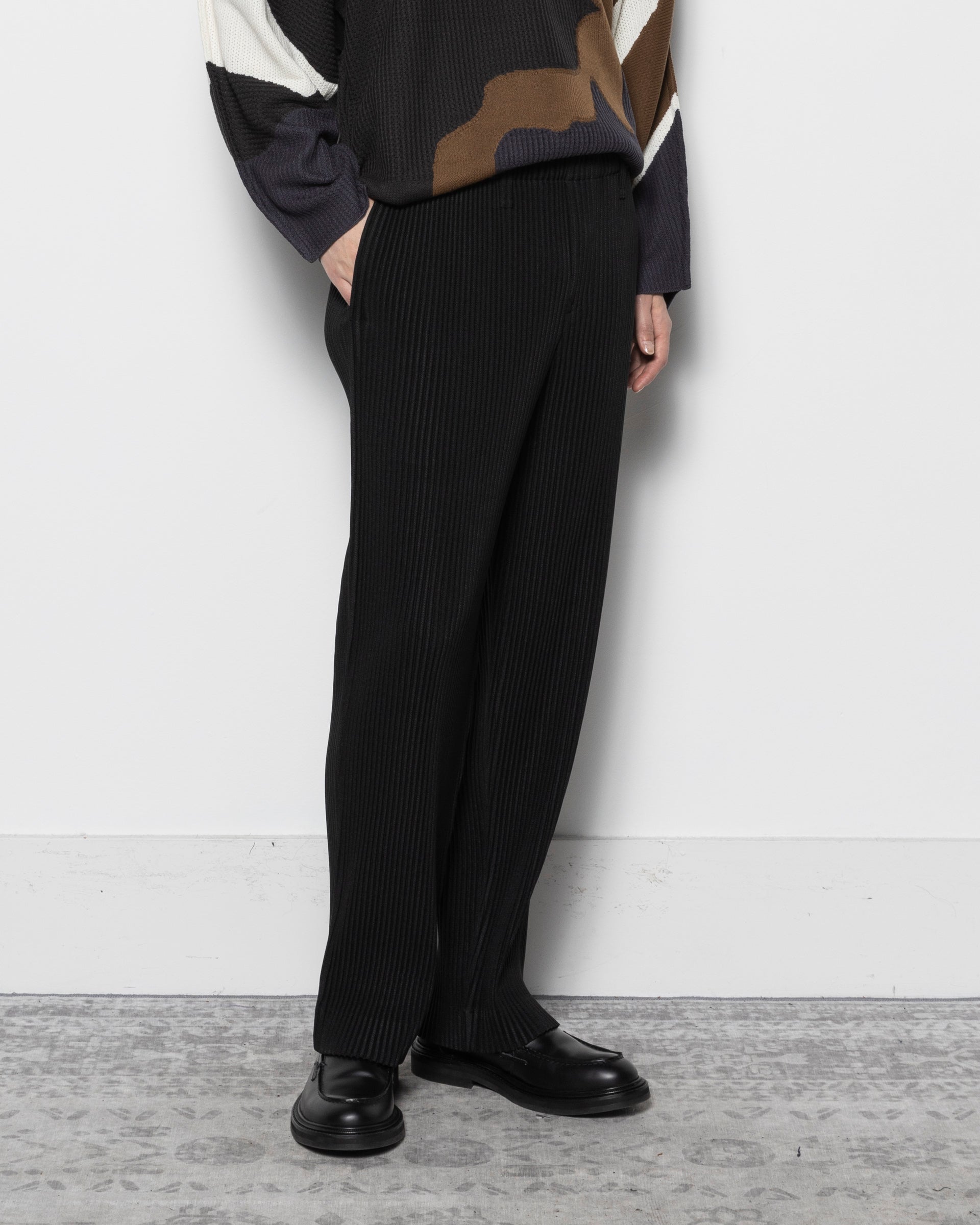 Kersey Pleats in Black