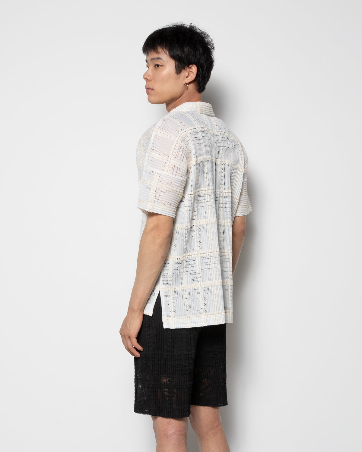 Lace Grid Pleats Shirt in White