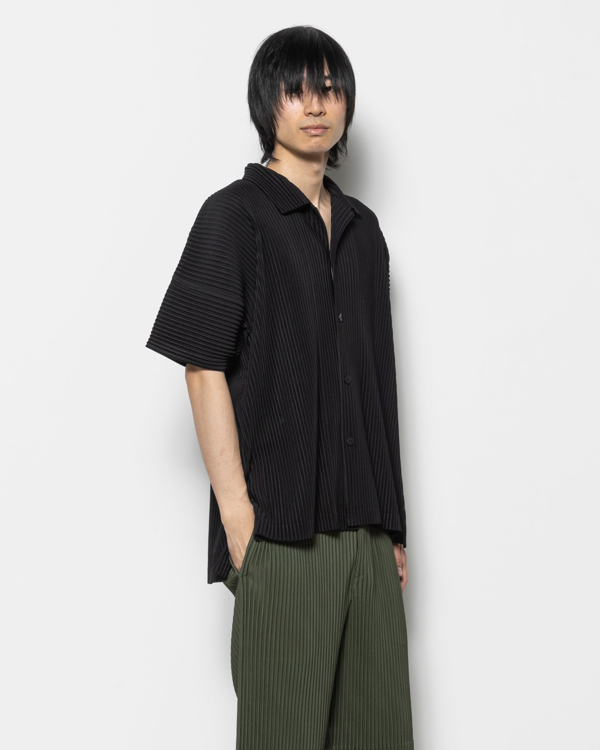 Homme Plissé Issey Miyake | Shop at Canada Boutique Roden Gray