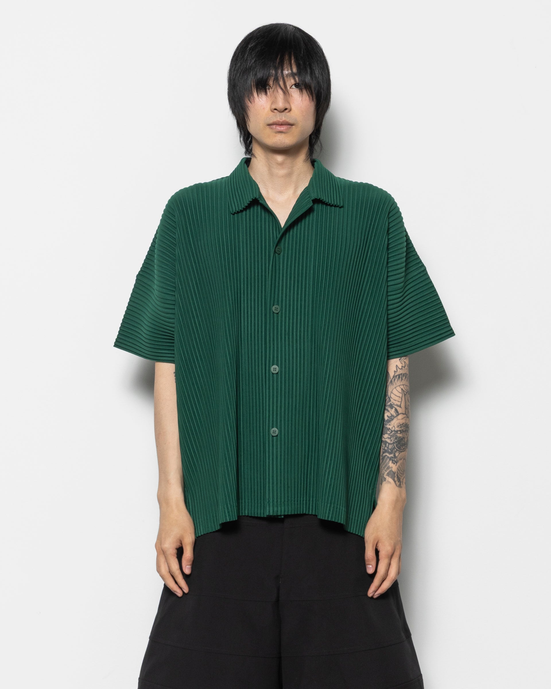Homme Plissé Issey Miyake | Shop at Canada Boutique Roden Gray