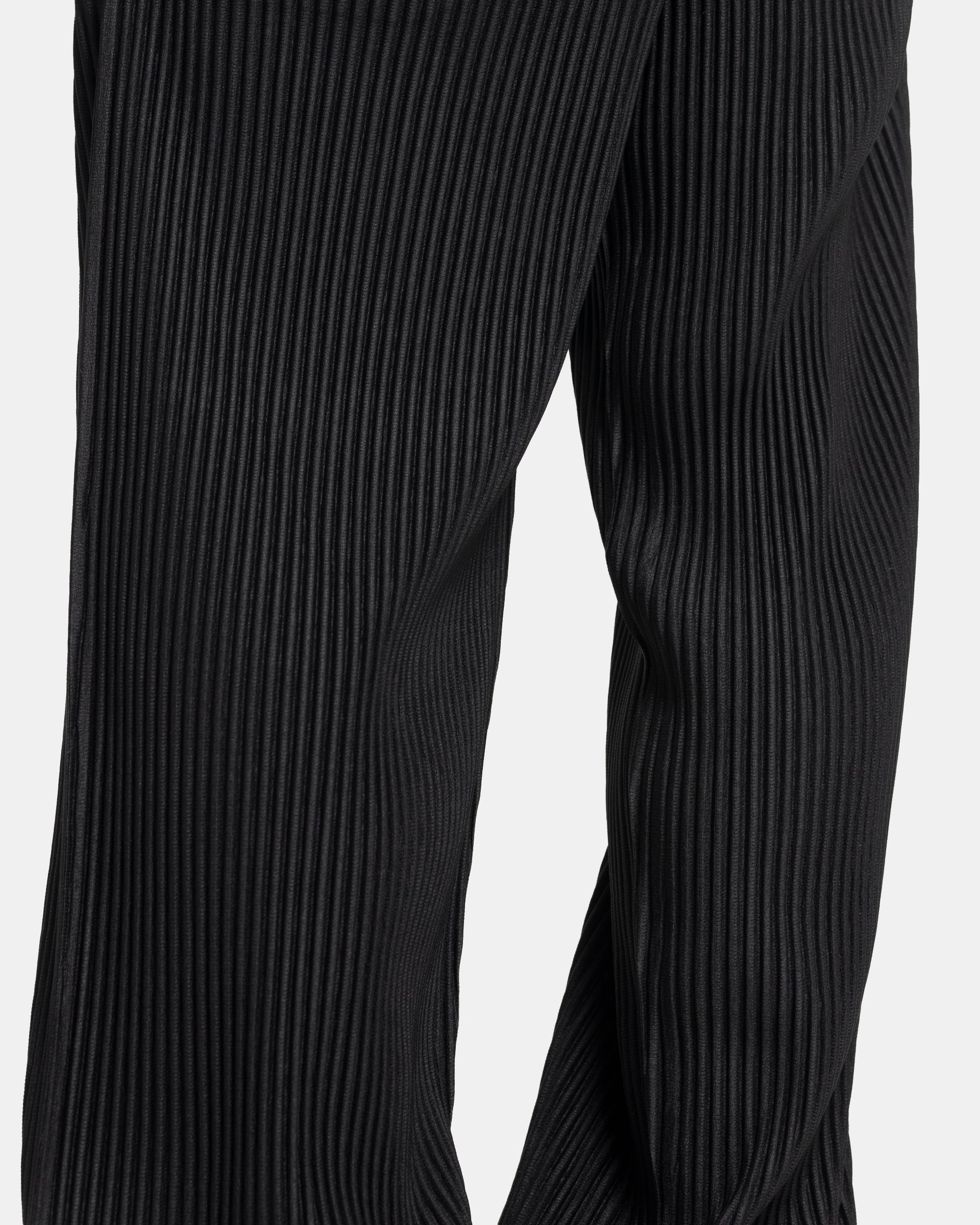 MC October Pants in Black