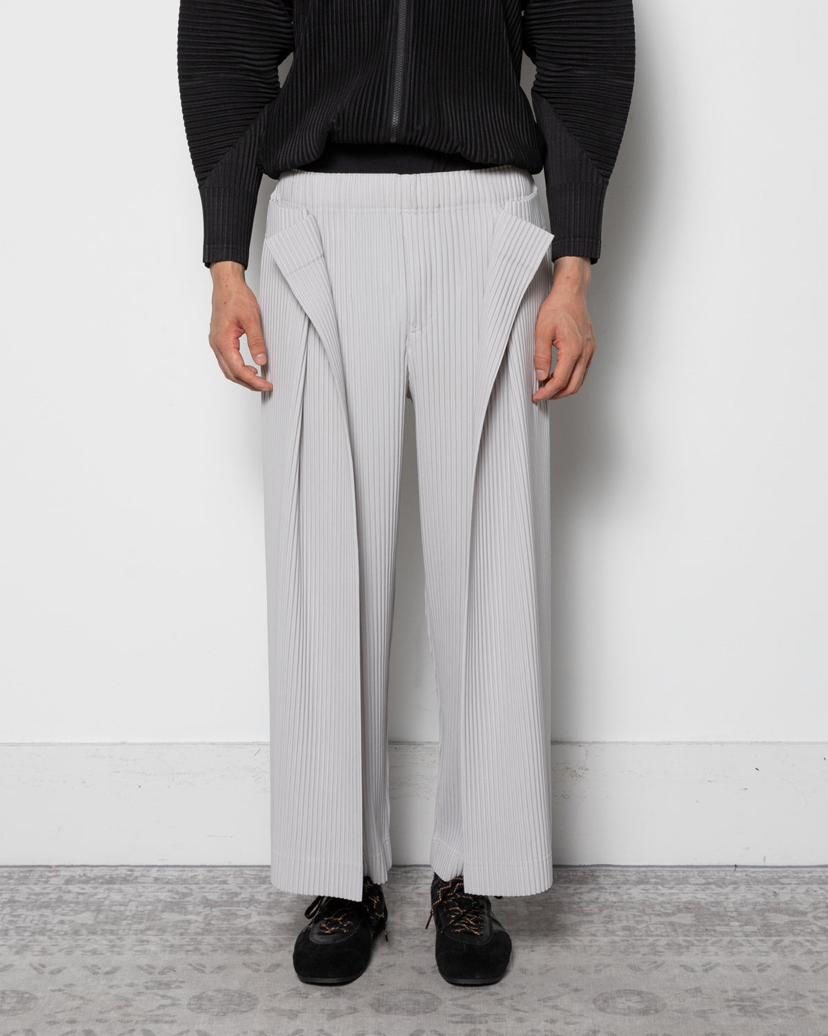 Motion Blur Trousers in Grey