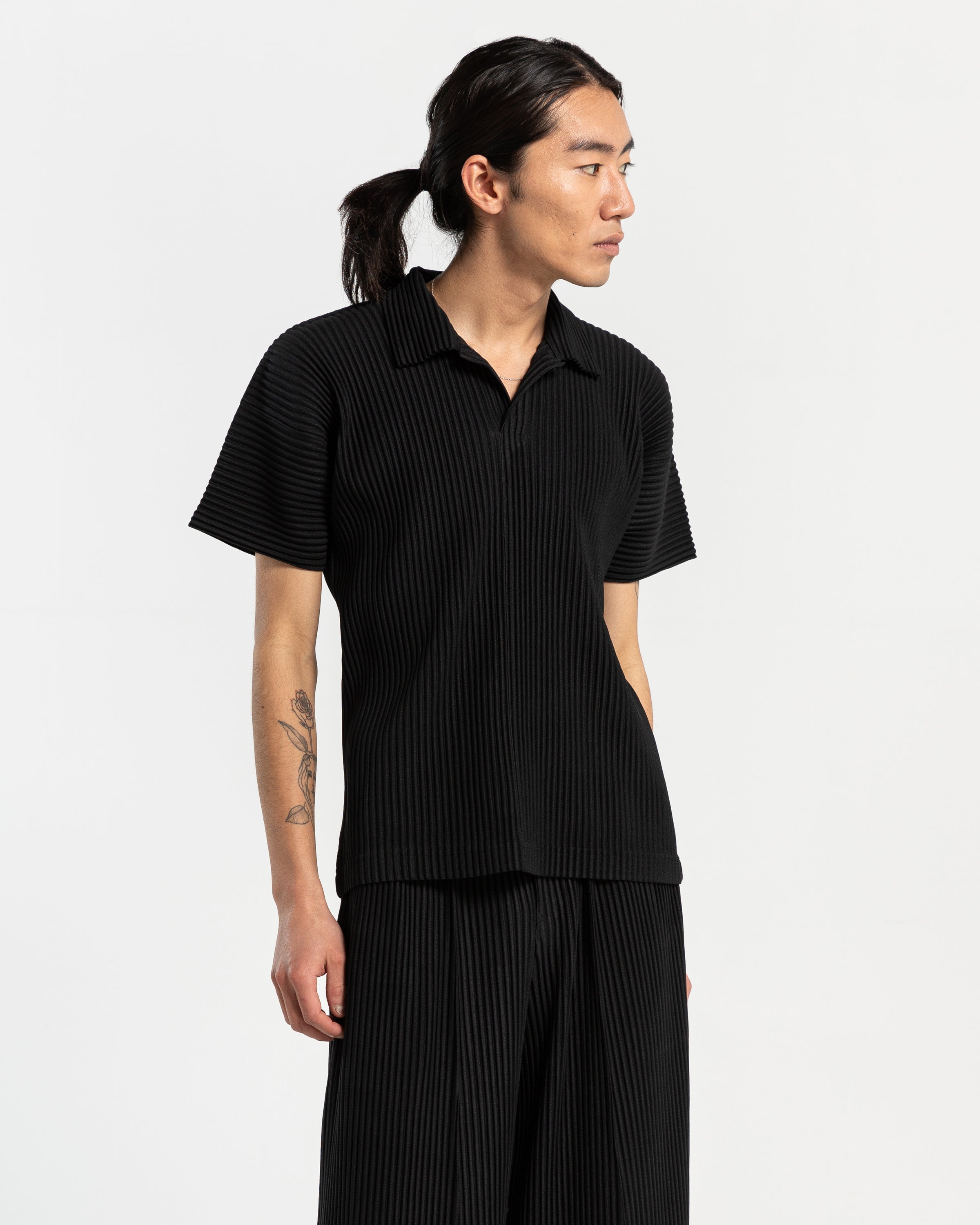 Pleated Polo in Black