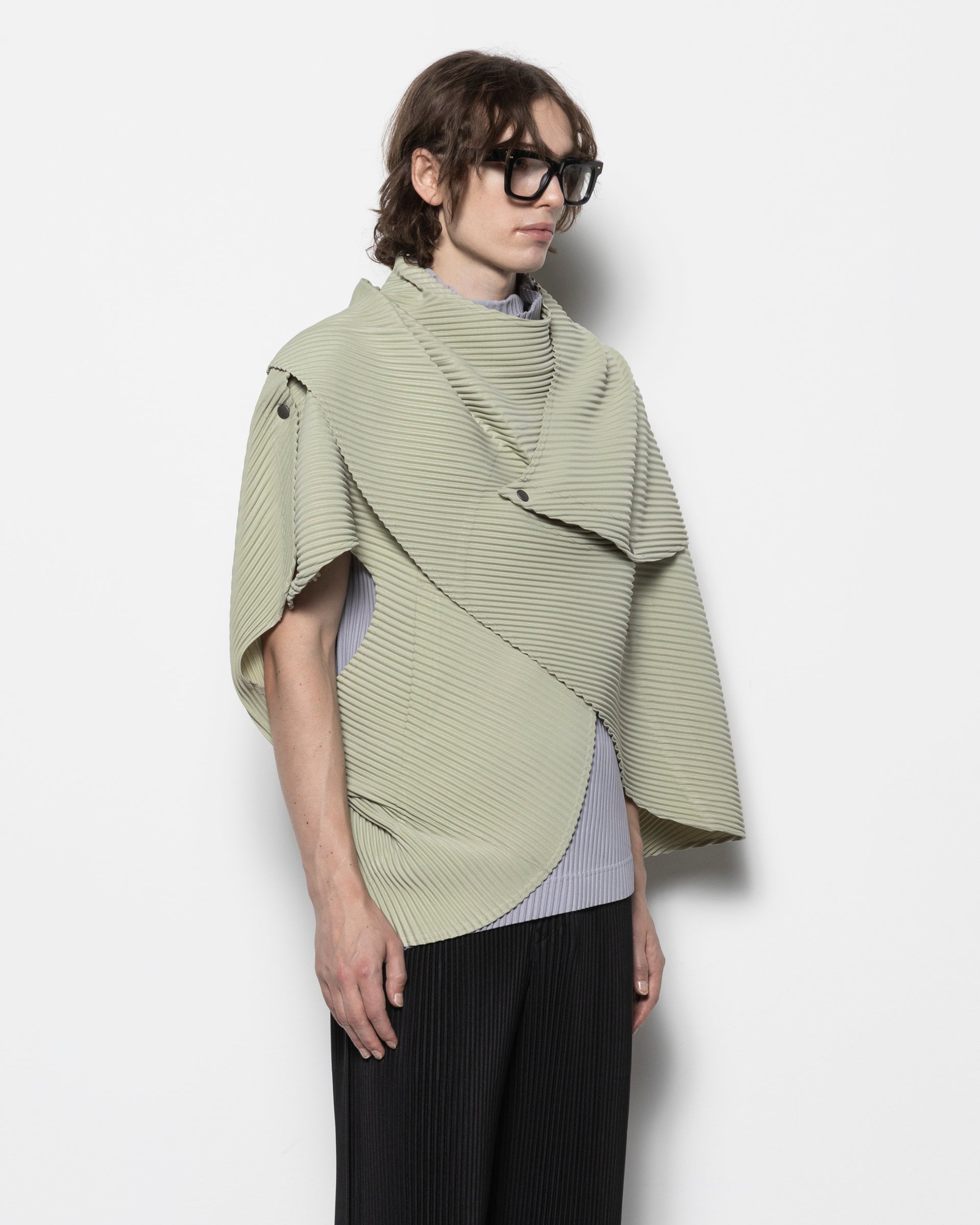 Stone Cloud Vest in Wavellite Green