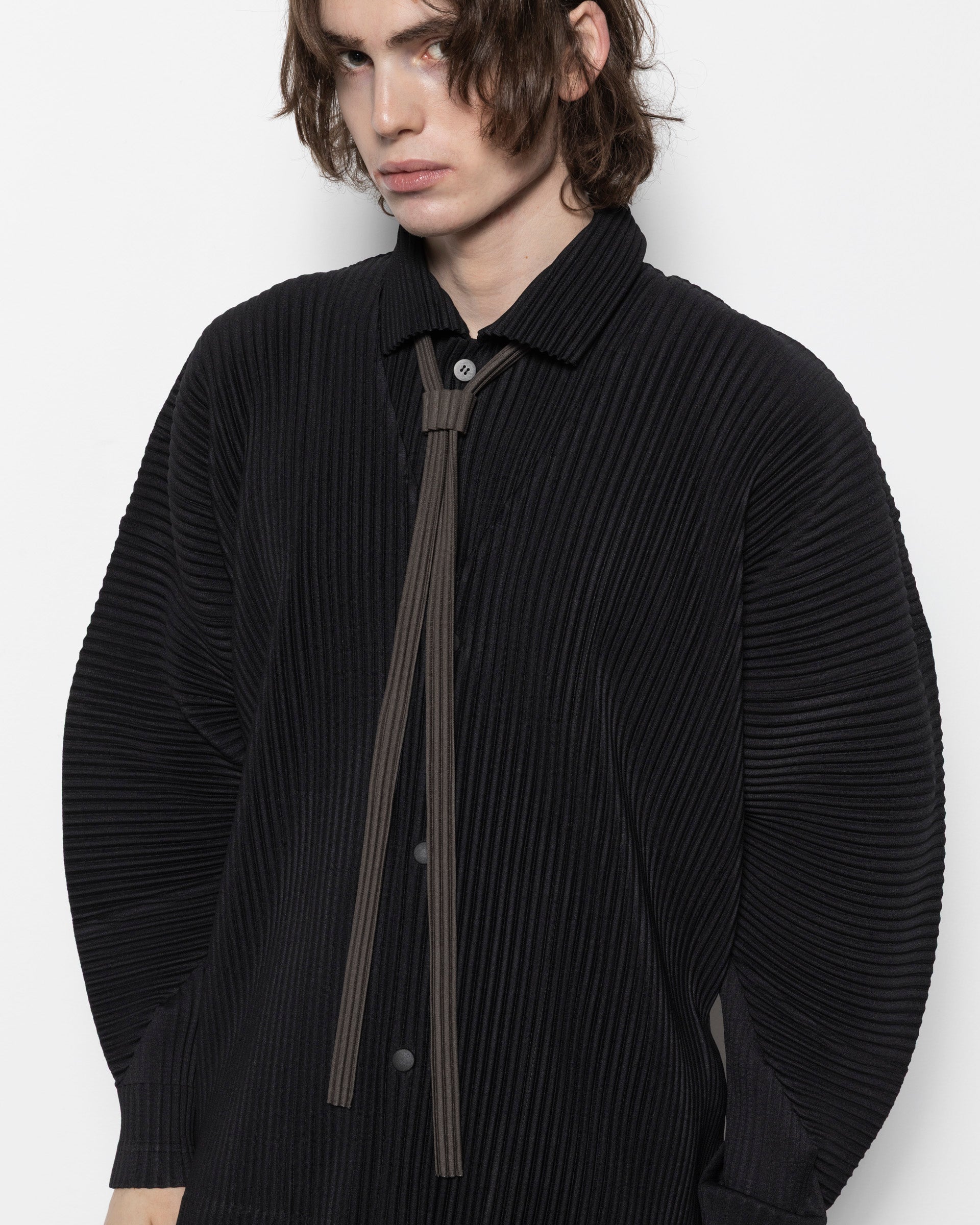 Pleated Tie in Mudstone Grey