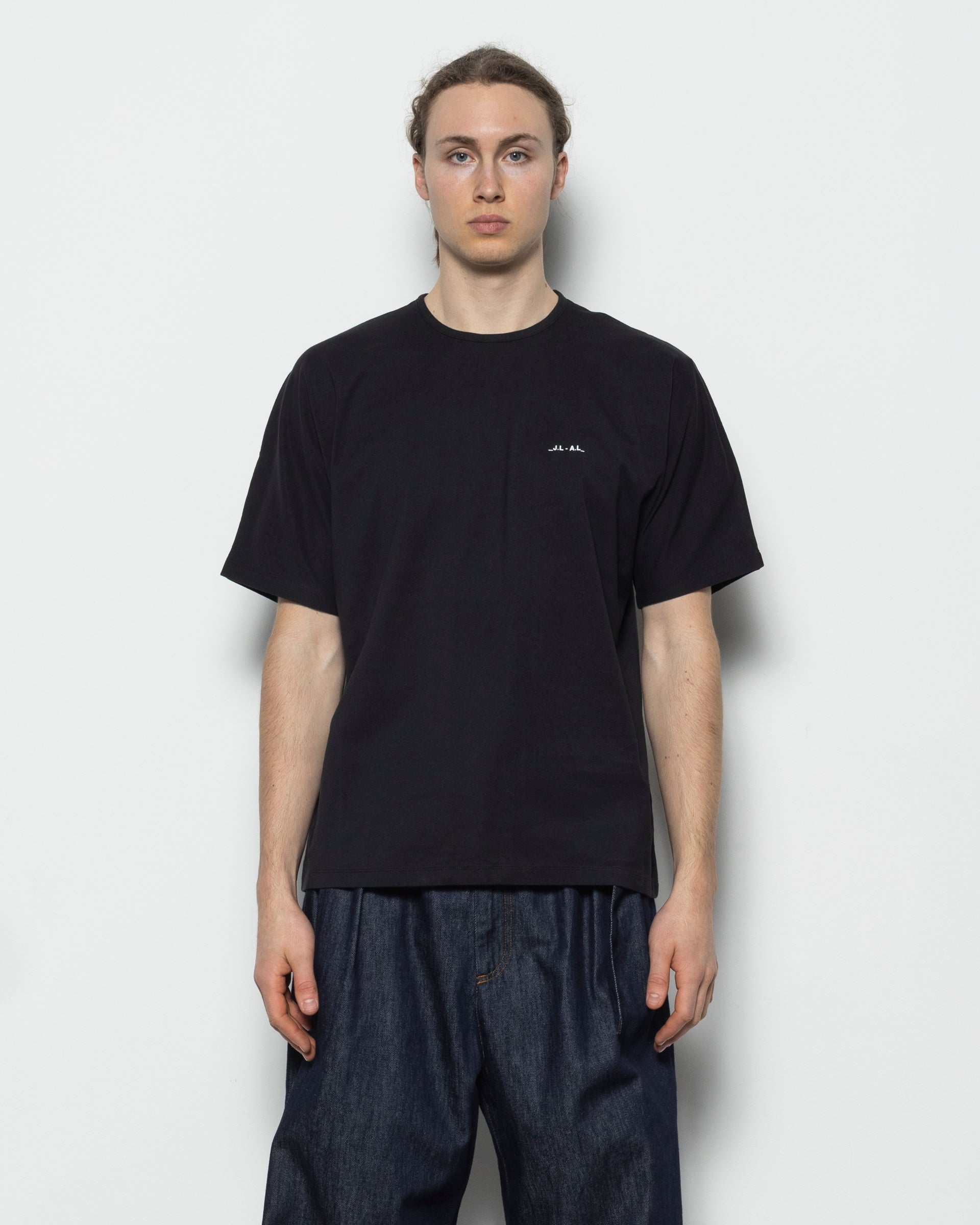 Dalma T-Shirt in Shungite Black