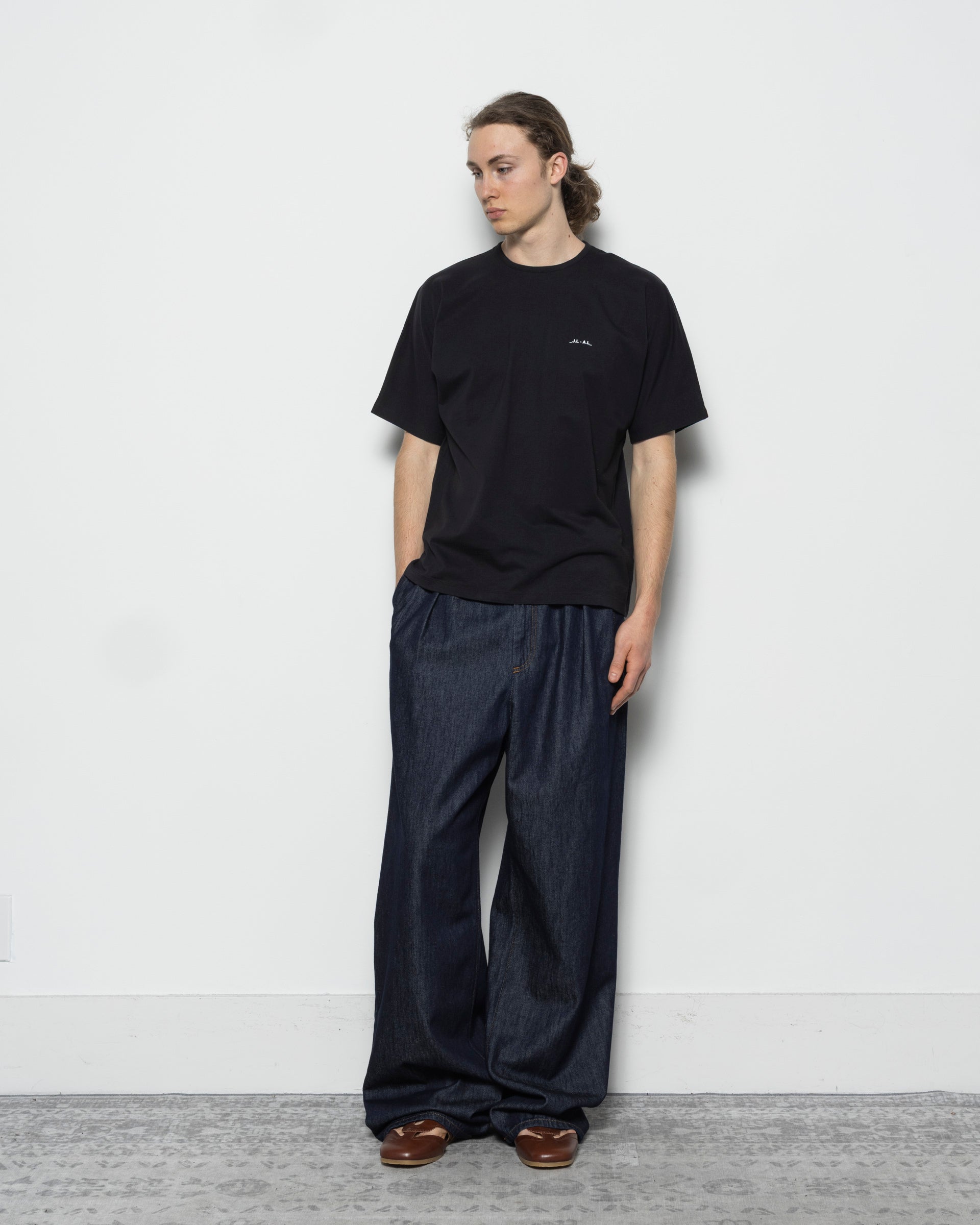 Dalma T-Shirt in Shungite Black