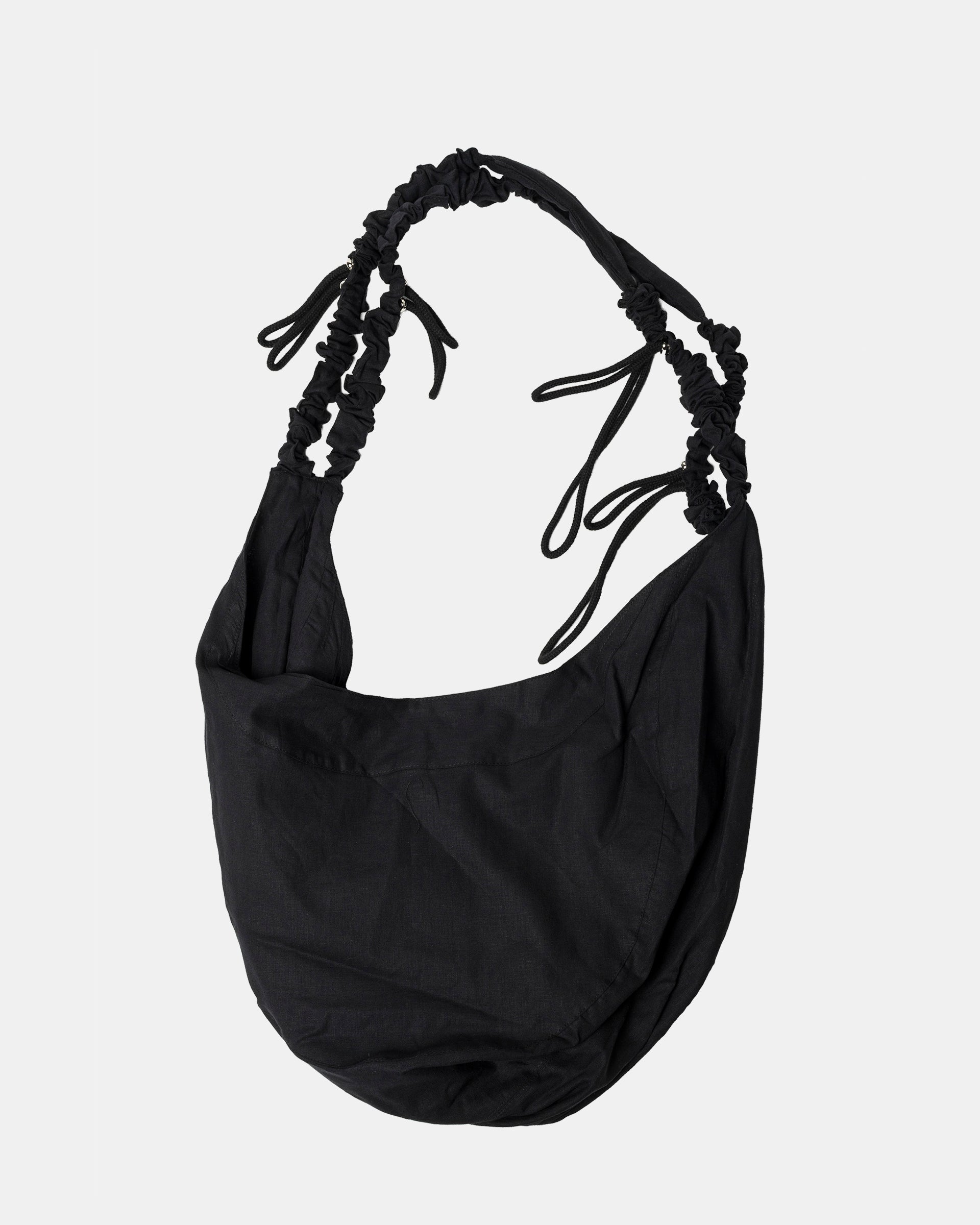 Pieck Bag in Shungite Black