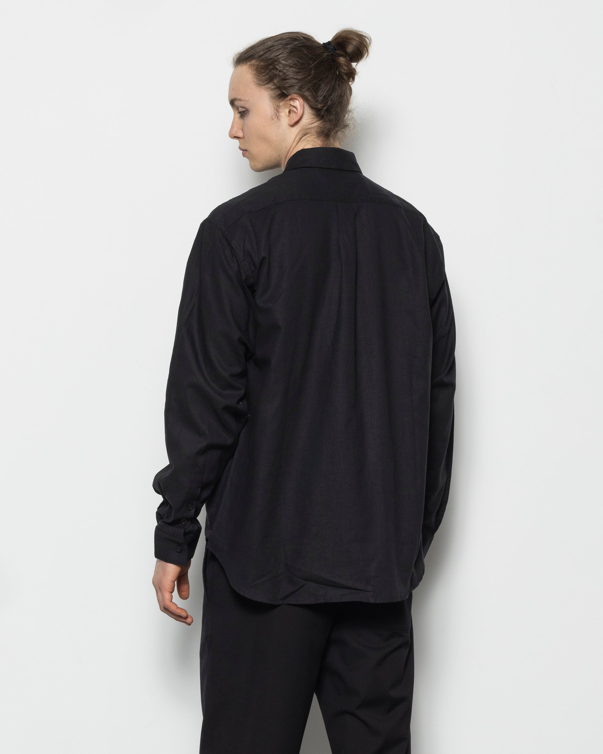 Pieck Shirt in Shungite Black