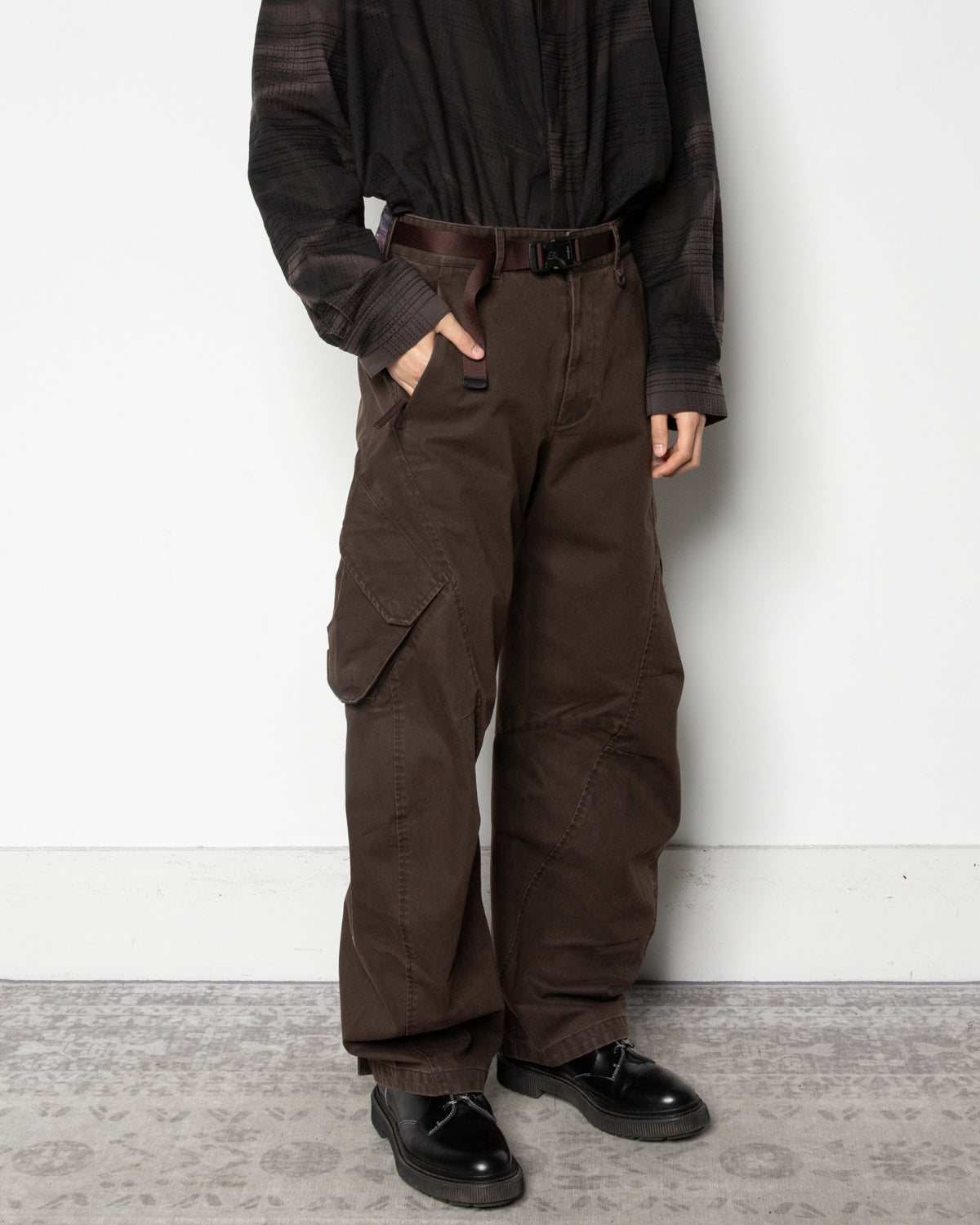 Multi-Pocket Trousers In Brown