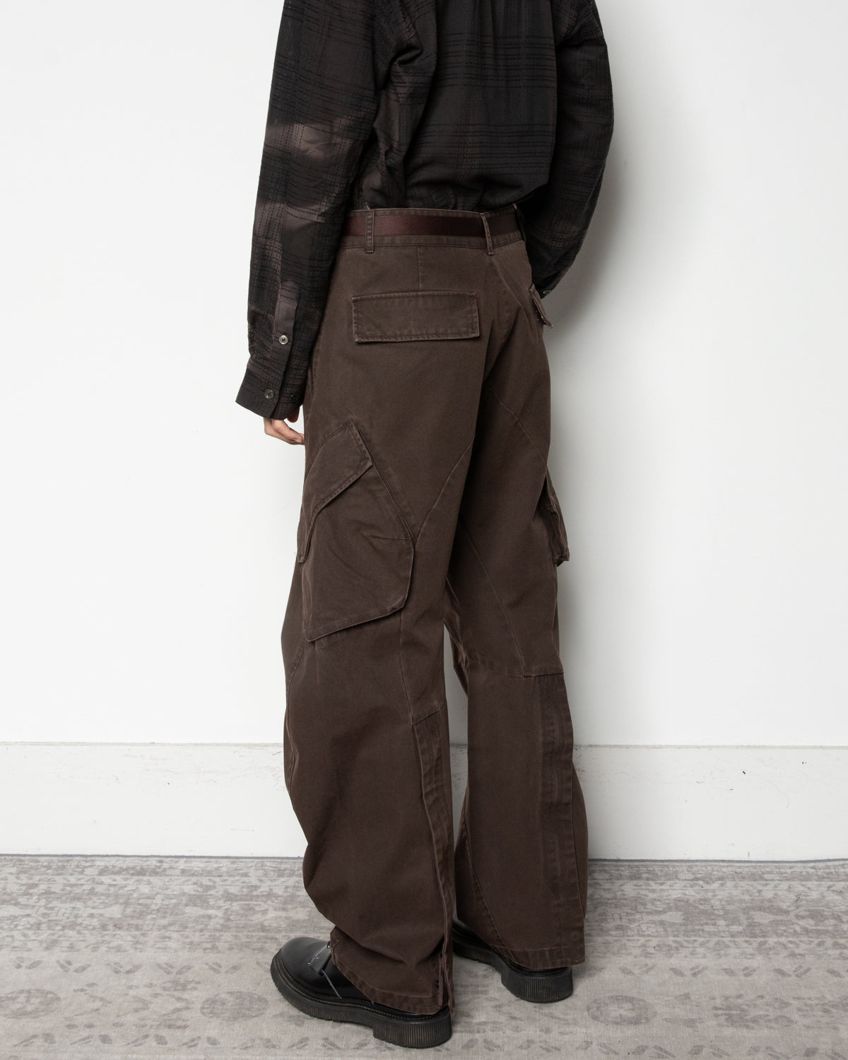 Multi-Pocket Trousers In Brown